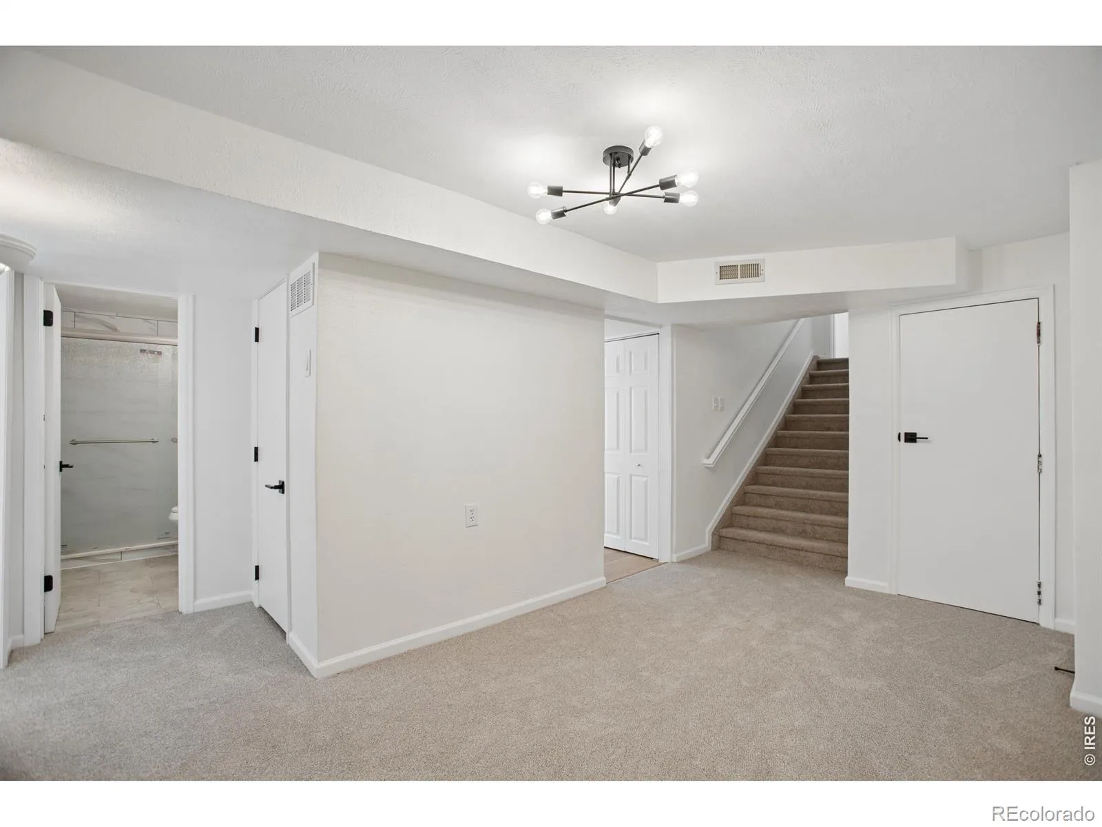 12 Baylor Drive Longmont CO 80503 MLS #RECIR1058685 05102026142514 1600 21