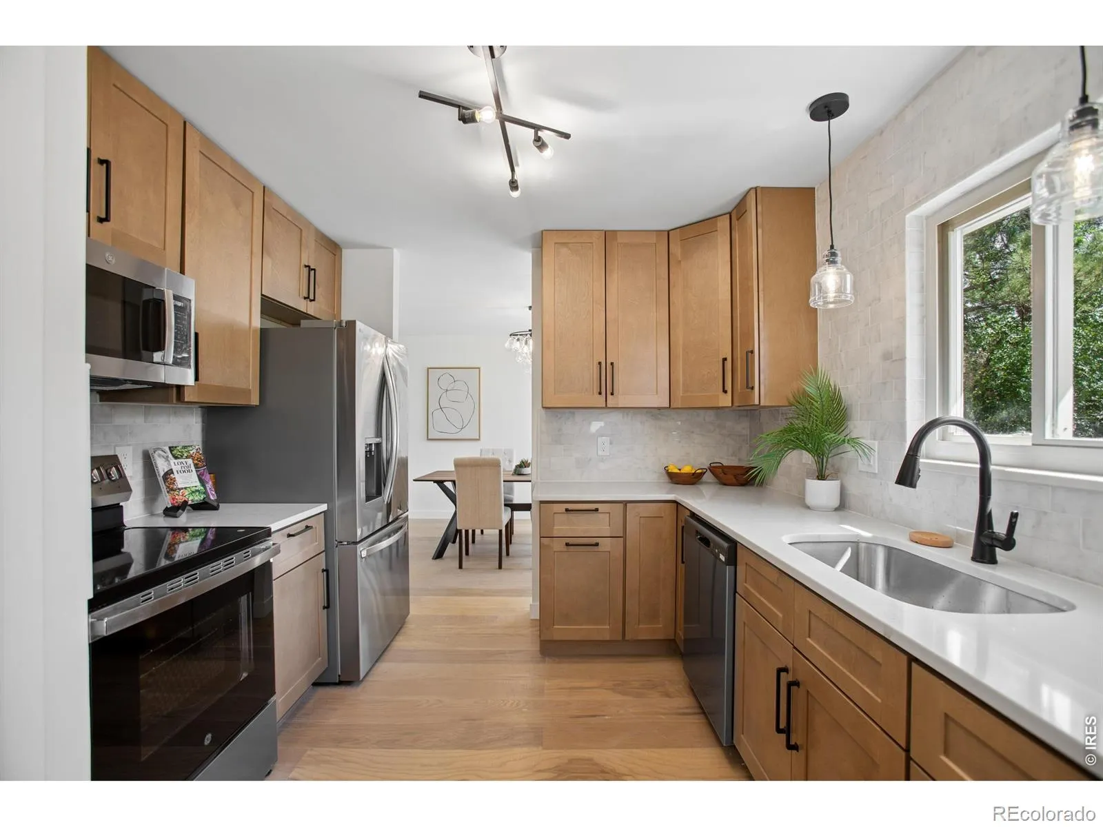 12 Baylor Drive Longmont CO 80503 MLS #RECIR1058685 05102026142514 1600 5