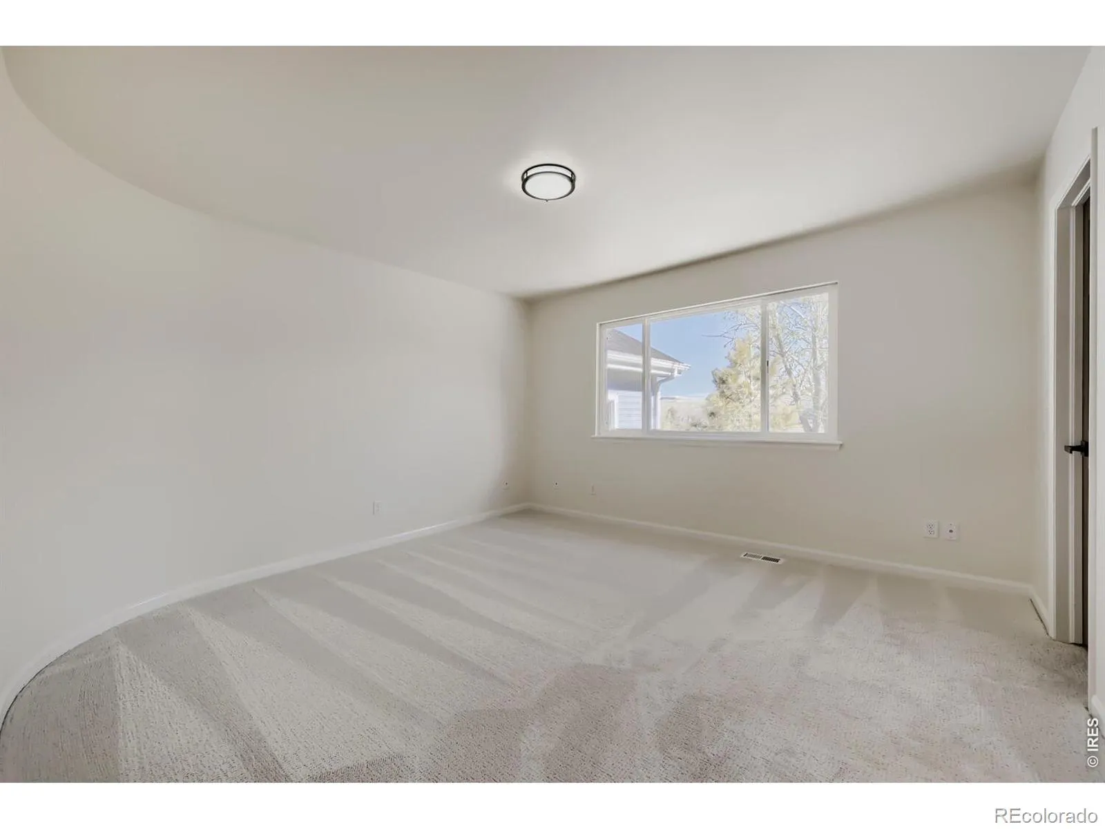 19882 E Geddes Place Centennial CO 80016 MLS #RECIR1058691 05092026192333 1600 22