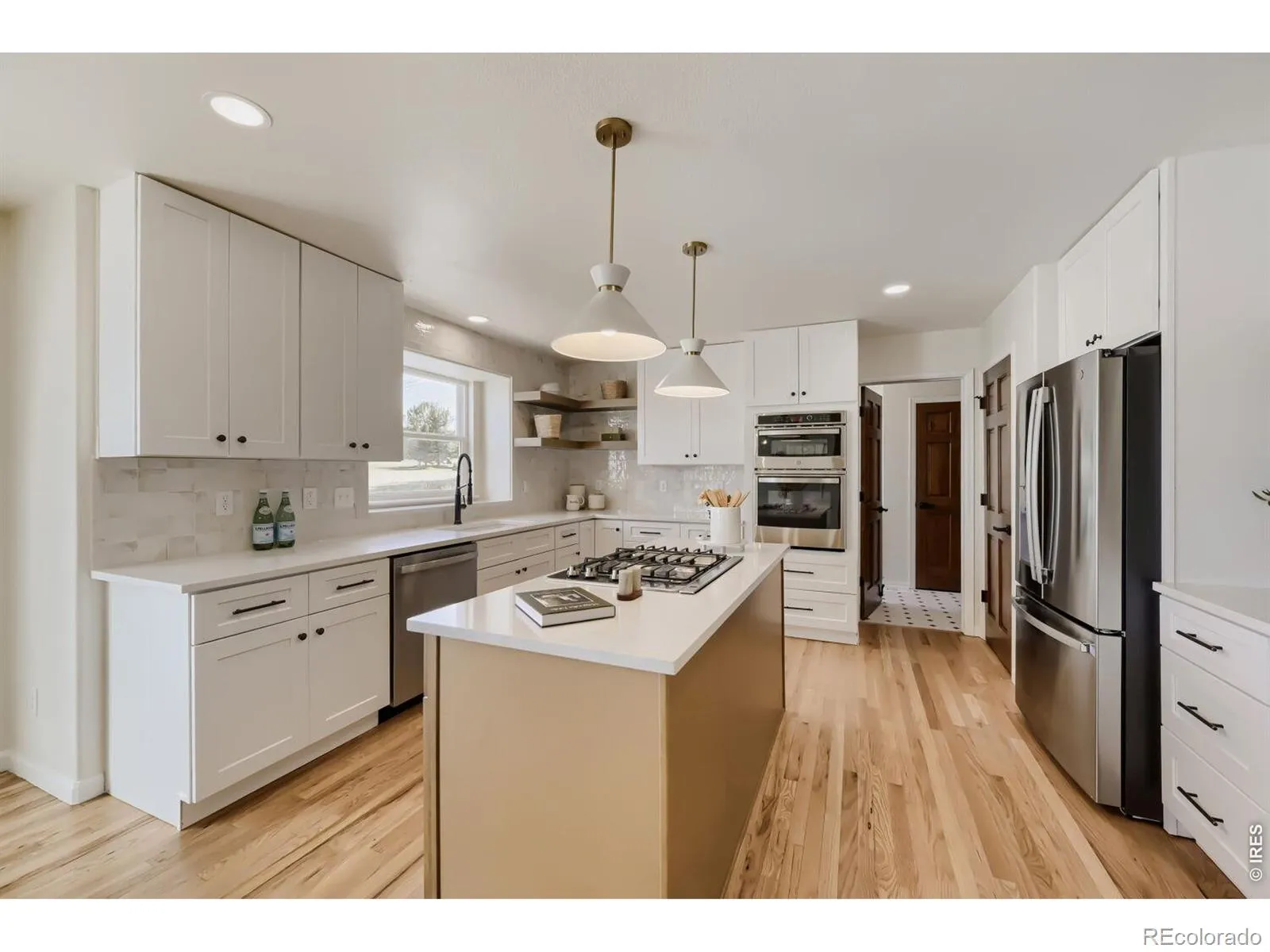 19882 E Geddes Place Centennial CO 80016 MLS #RECIR1058691 05092026192333 1600 6