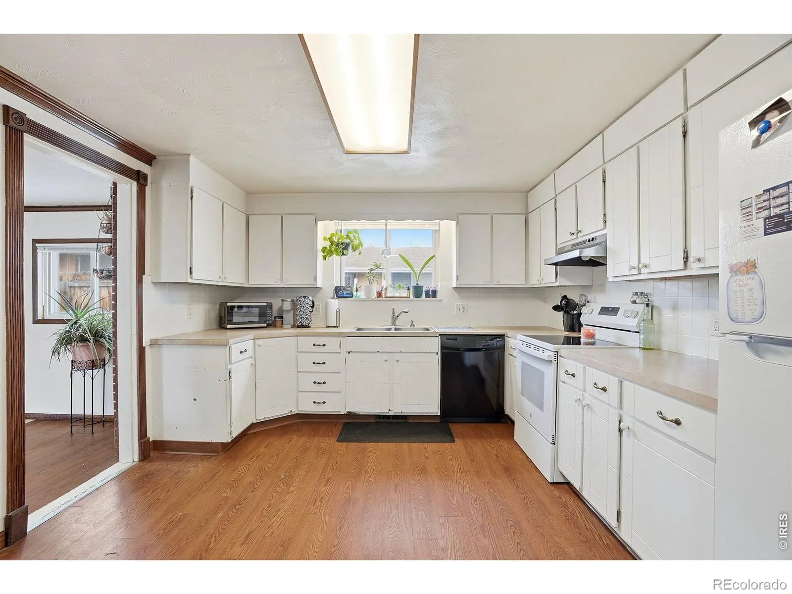 1119 Bross Street Longmont CO 80501 MLS #RECIR1058713 05202026001837 1600 11