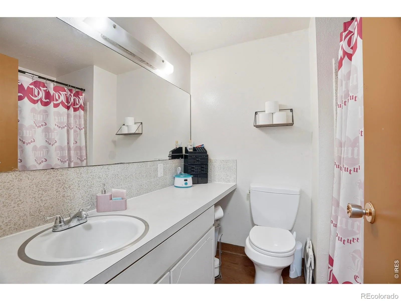1119 Bross Street Longmont CO 80501 MLS #RECIR1058713 05202026001837 1600 23