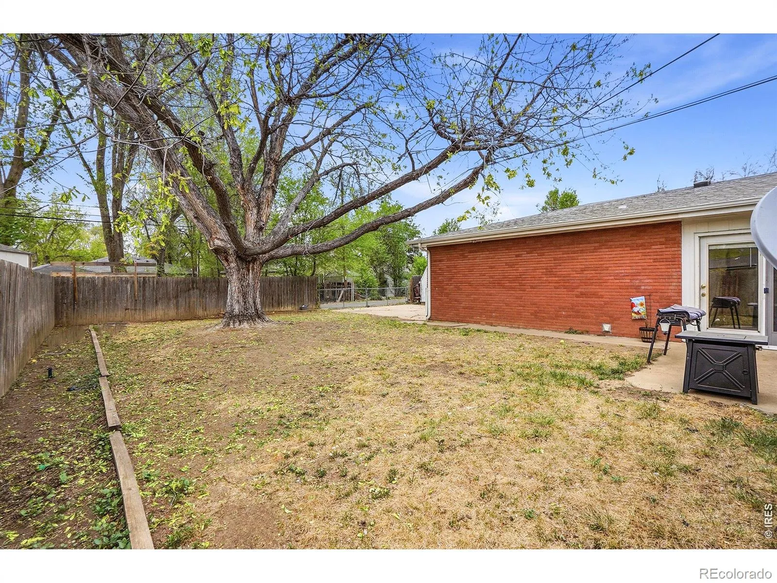 1119 Bross Street Longmont CO 80501 MLS #RECIR1058713 05202026001837 1600 29