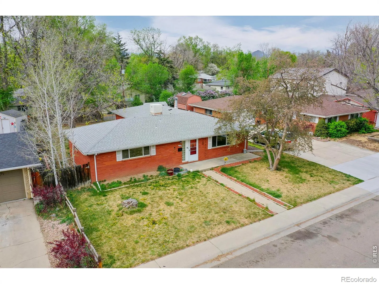 1119 Bross Street Longmont CO 80501 MLS #RECIR1058713 05202026001837 1600 36