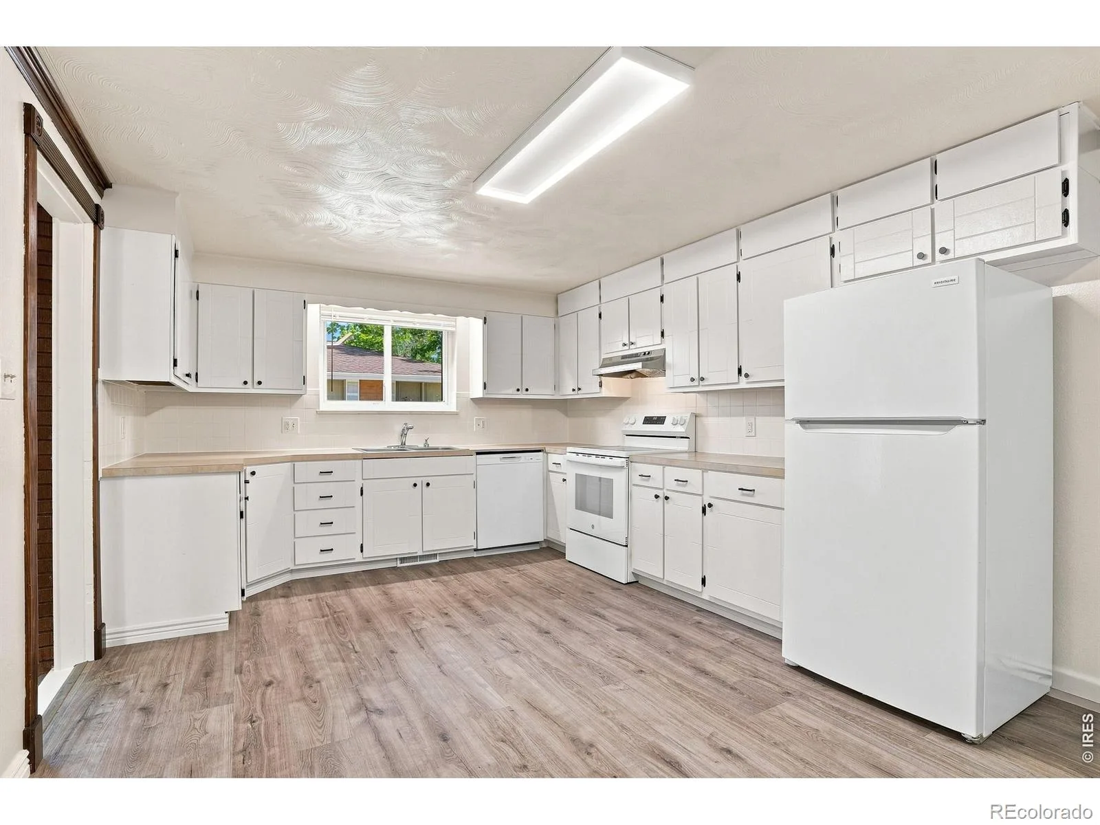 1119 Bross Street Longmont CO 80501 | MLS #RECIR1058713 08242026002613 1600 10
