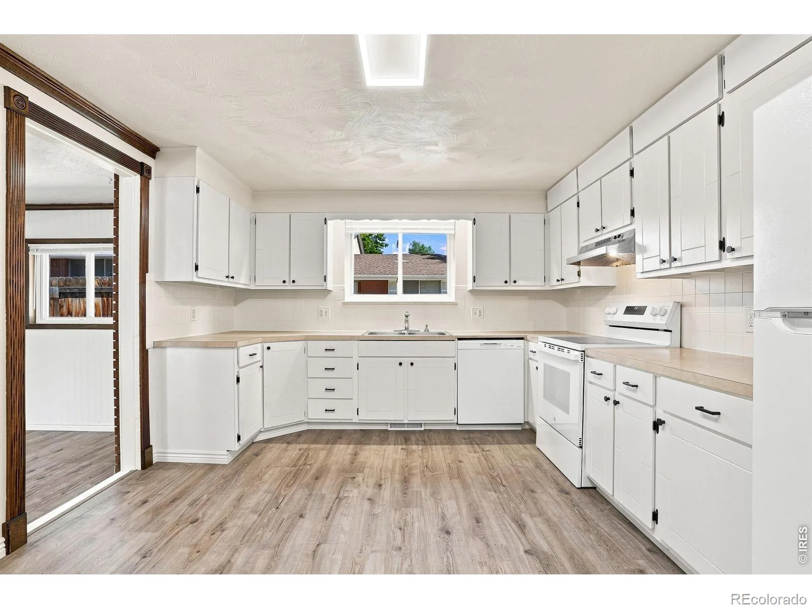 1119 Bross Street Longmont CO 80501 | MLS #RECIR1058713 08242026002613 1600 11
