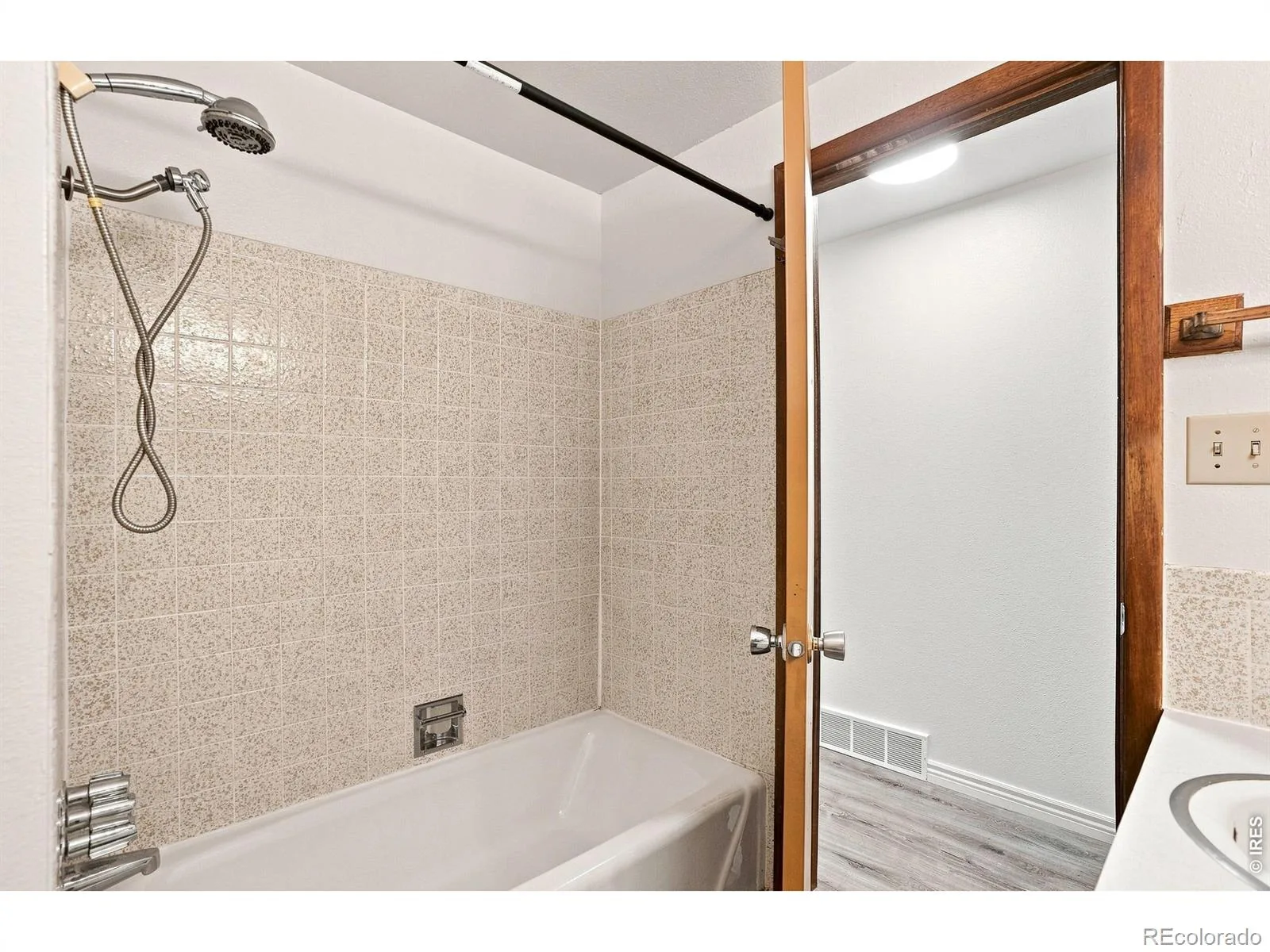 1119 Bross Street Longmont CO 80501 | MLS #RECIR1058713 08242026002613 1600 24