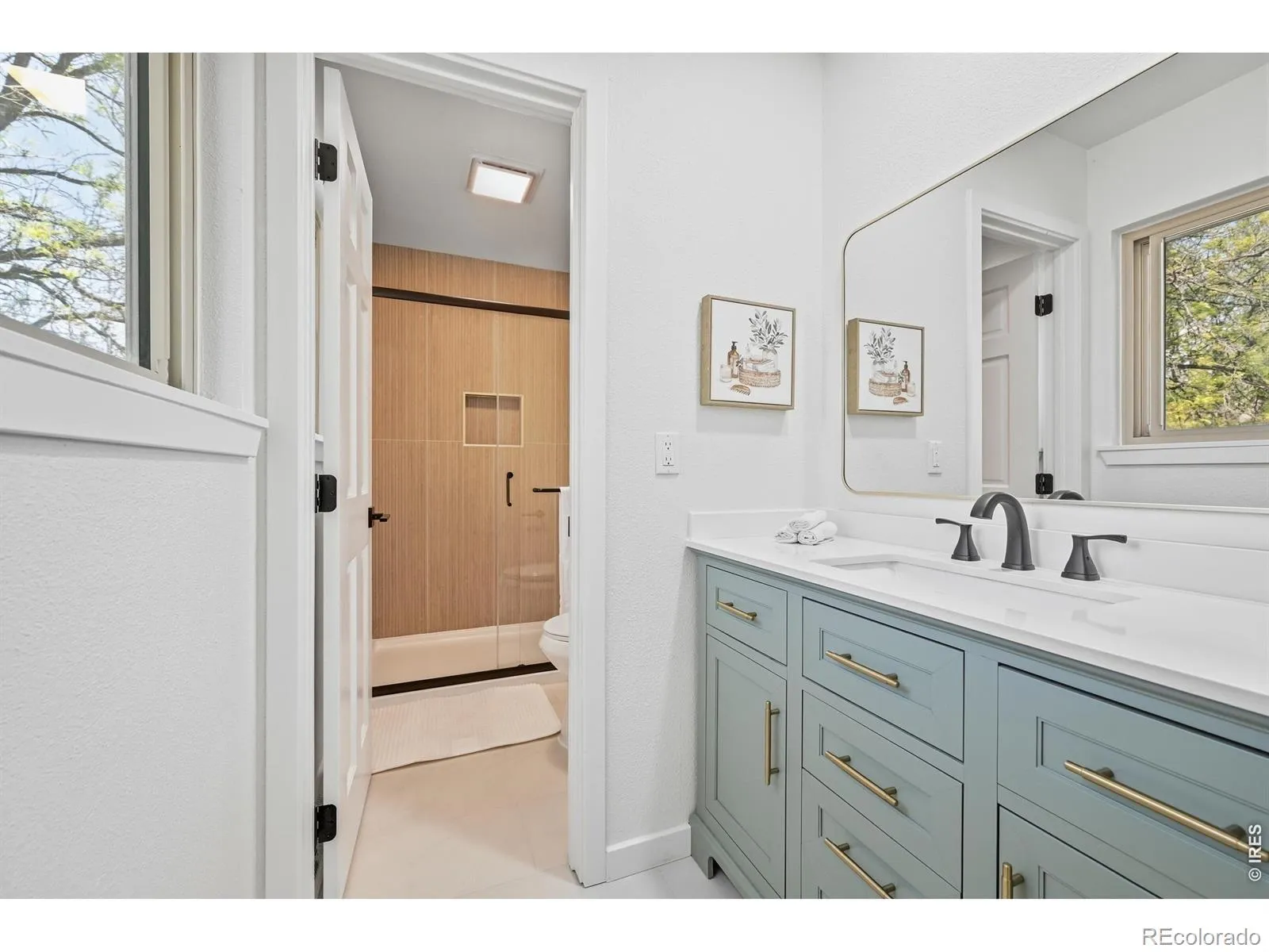 6757 Xenon Drive Arvada CO 80004 MLS #RECIR1058719 05102026152423 1600 20