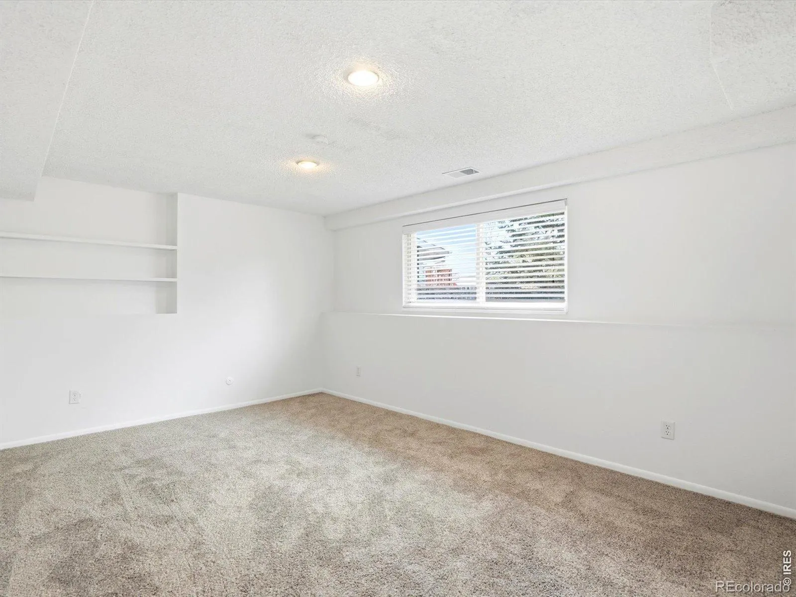 3214 W 135th Avenue Broomfield CO 80020 MLS #RECIR1058752 05122026012521 1600 22