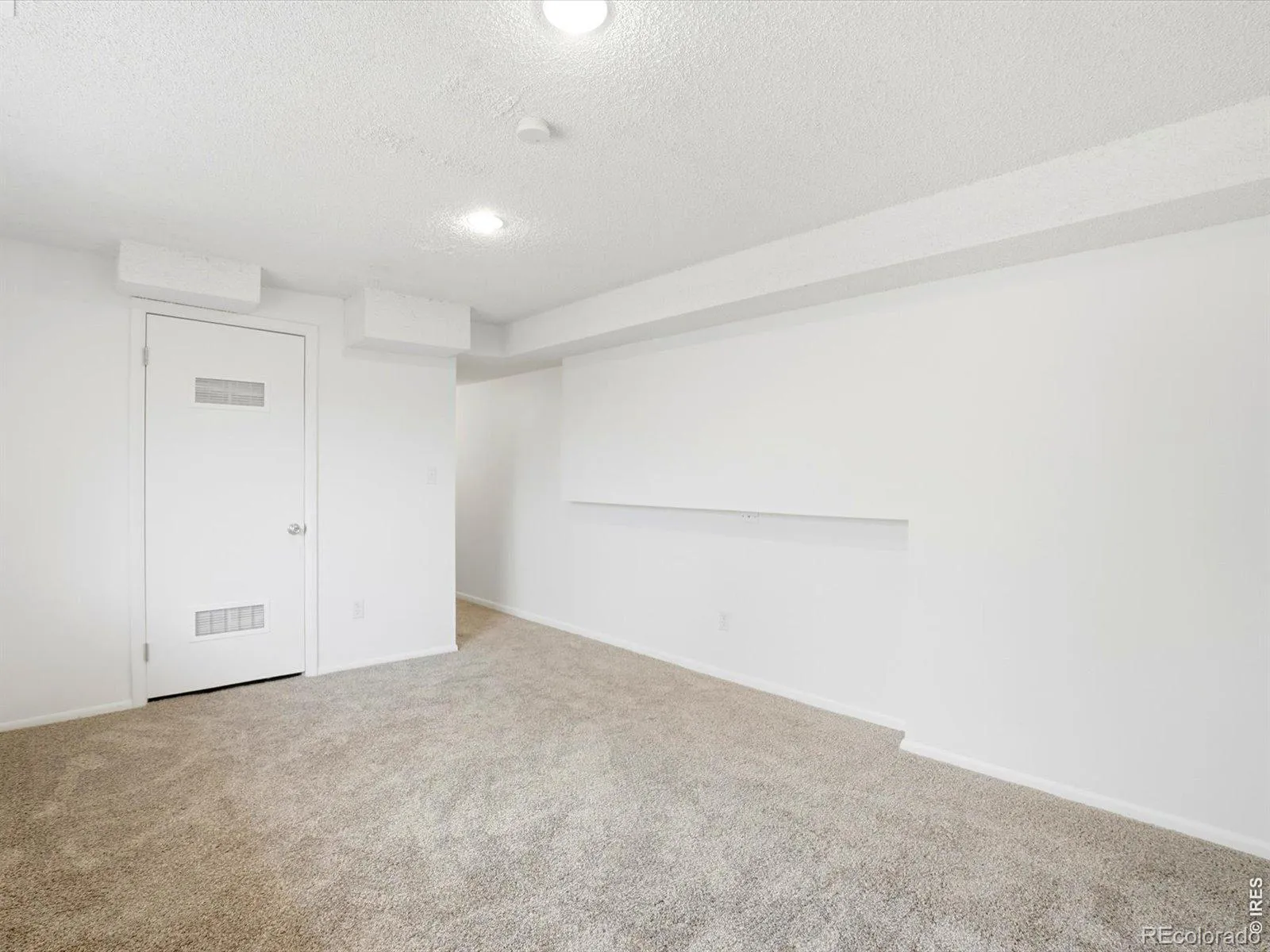3214 W 135th Avenue Broomfield CO 80020 MLS #RECIR1058752 05122026012521 1600 23