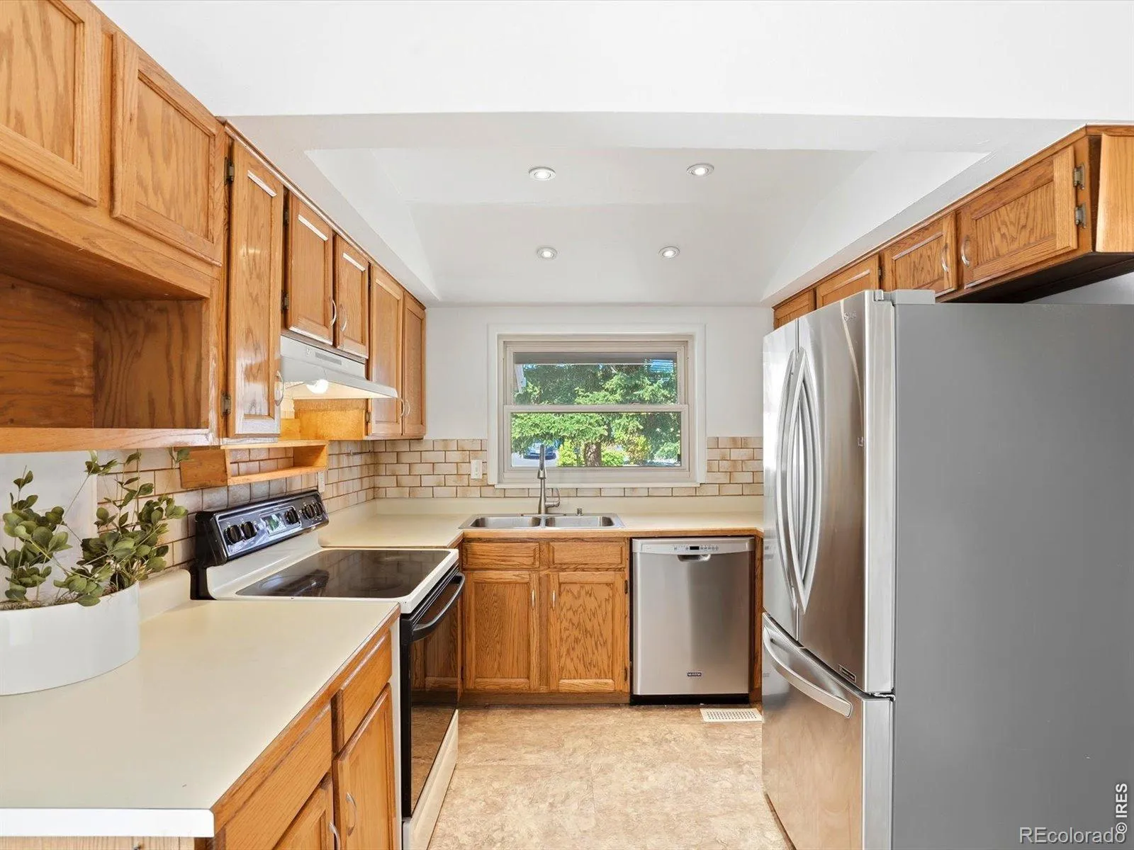3214 W 135th Avenue Broomfield CO 80020 MLS #RECIR1058752 05122026012521 1600 9