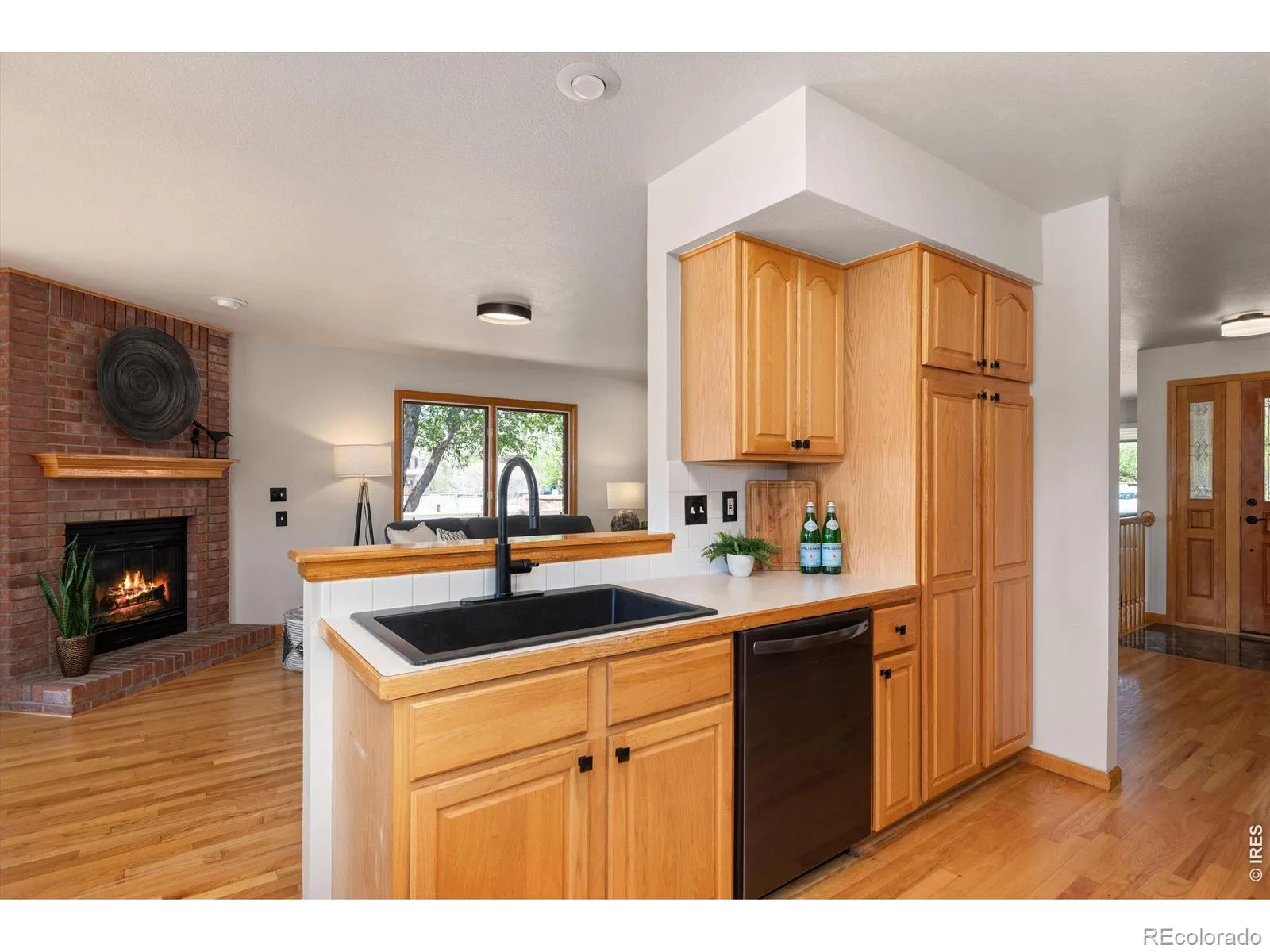 1639 Francis Way Longmont CO 80501 | MLS #RECIR1058782 07202026221409 1600 23