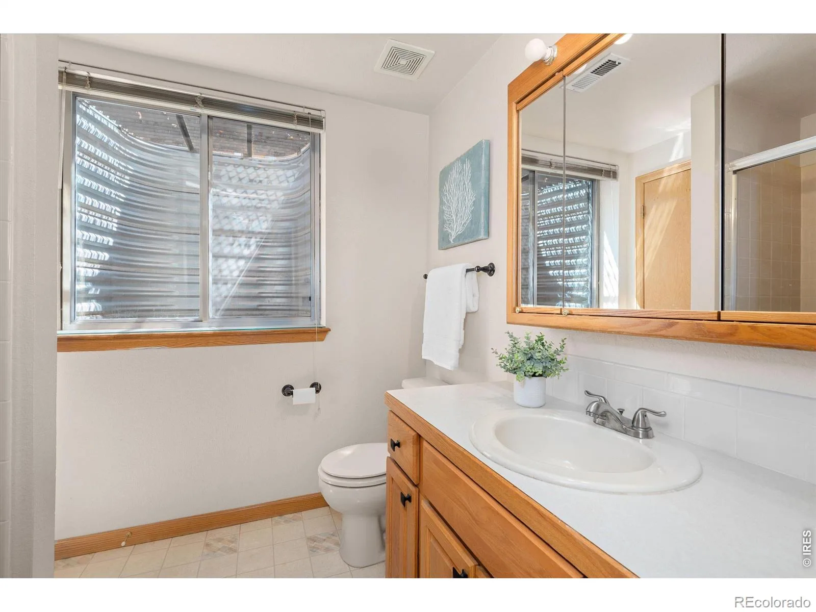 1639 Francis Way Longmont CO 80501 | MLS #RECIR1058782 07202026221409 1600 38