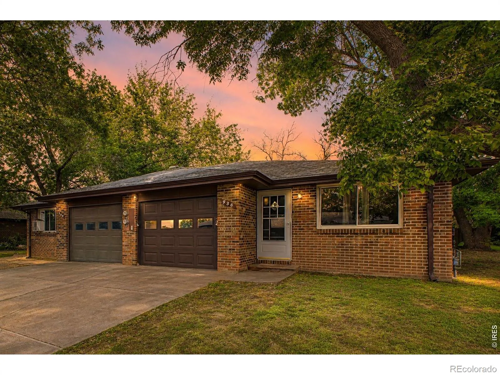 938 Kelly Place Longmont CO 80501 MLS #RECIR1058785 05122026012600 1600 0