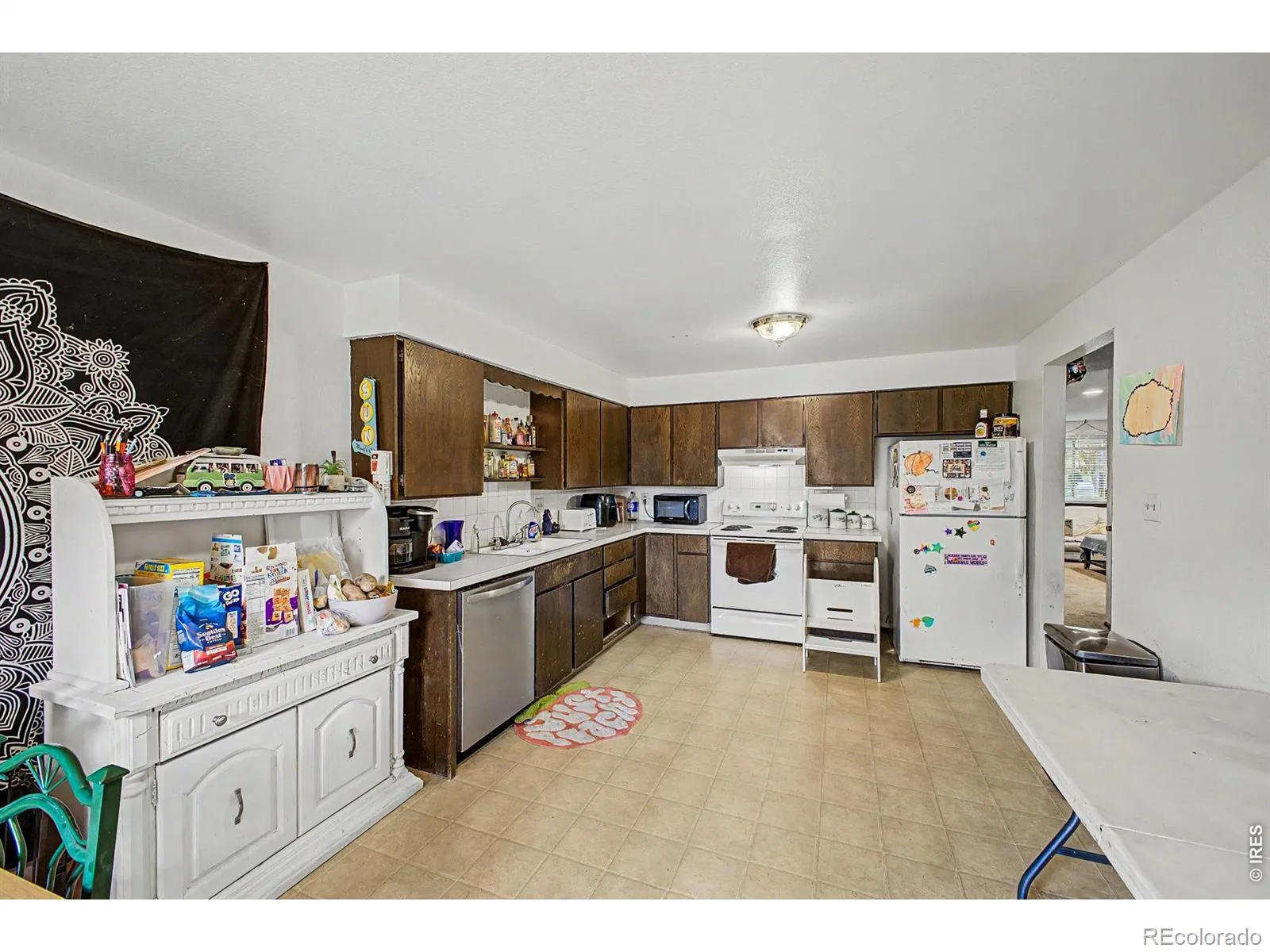 938 Kelly Place Longmont CO 80501 MLS #RECIR1058785 05122026012600 1600 14