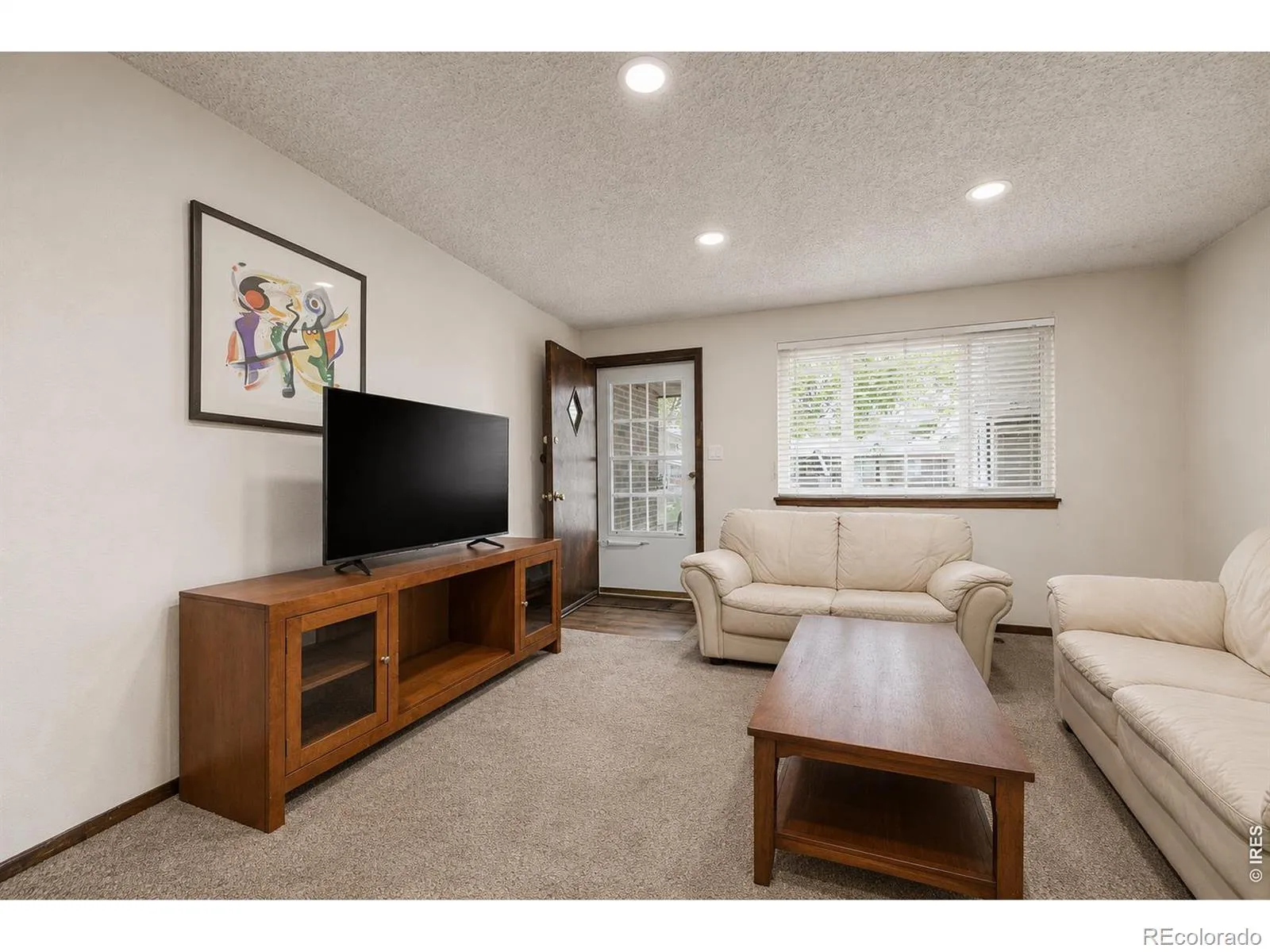 938 Kelly Place Longmont CO 80501 MLS #RECIR1058785 05122026012600 1600 9