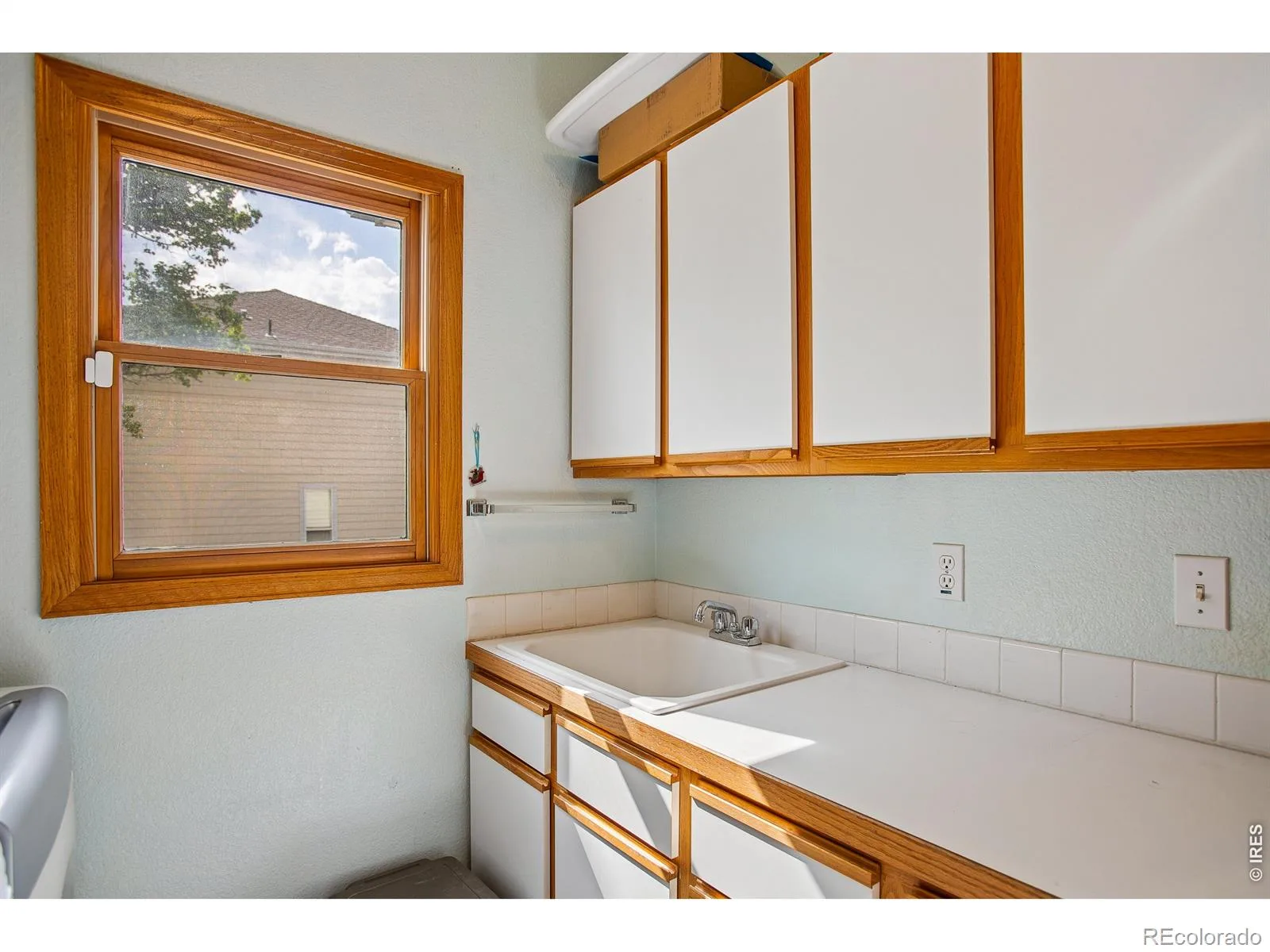 2284 Indian Peaks Circle Longmont CO 80504 | MLS #RECIR1058786 07012026155731 1600 26