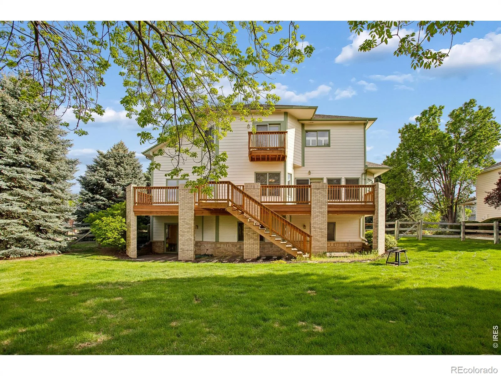 2284 Indian Peaks Circle Longmont CO 80504 | MLS #RECIR1058786 07012026155731 1600 29