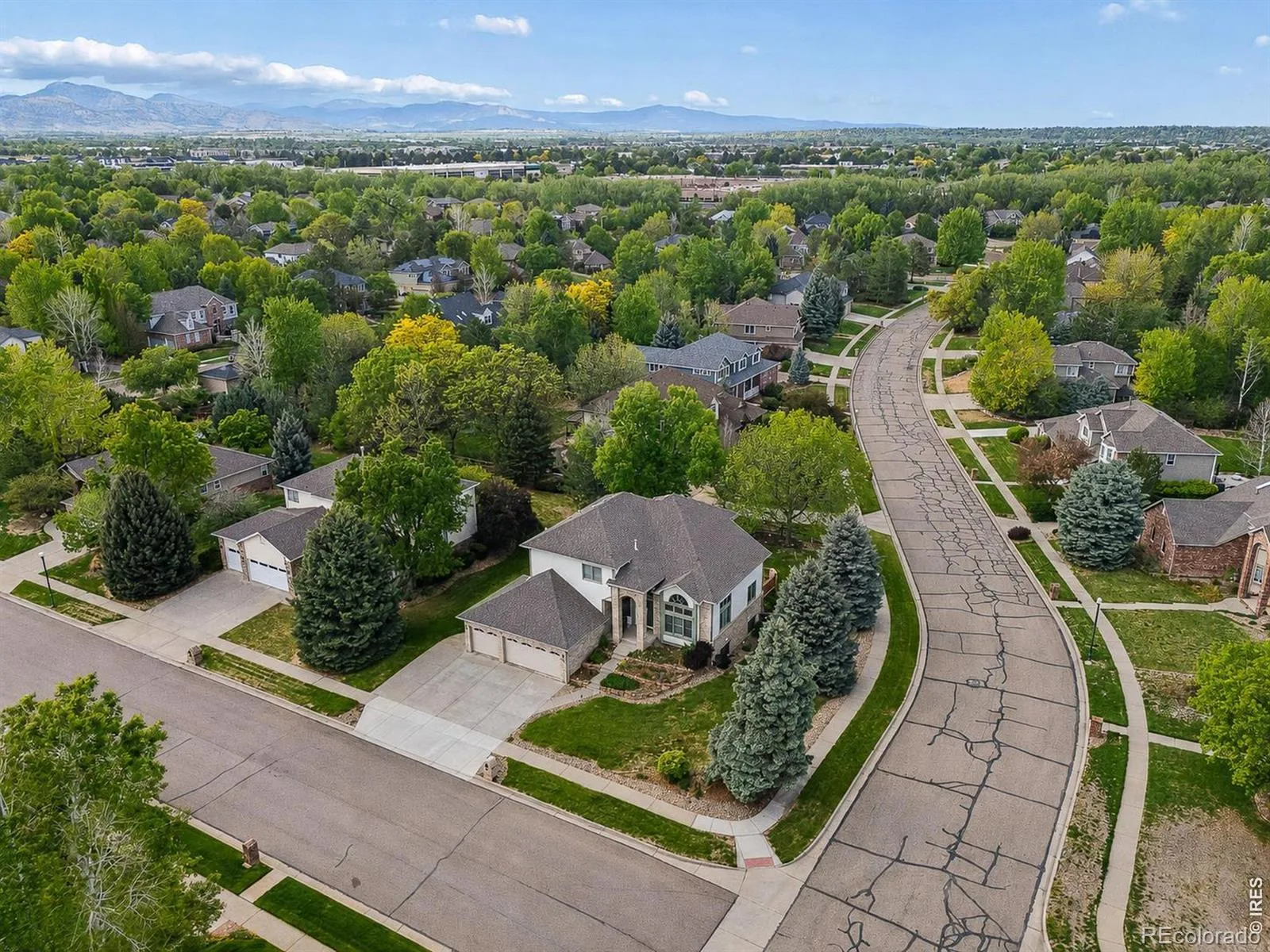 2284 Indian Peaks Circle Longmont CO 80504 | MLS #RECIR1058786 07012026155731 1600 31