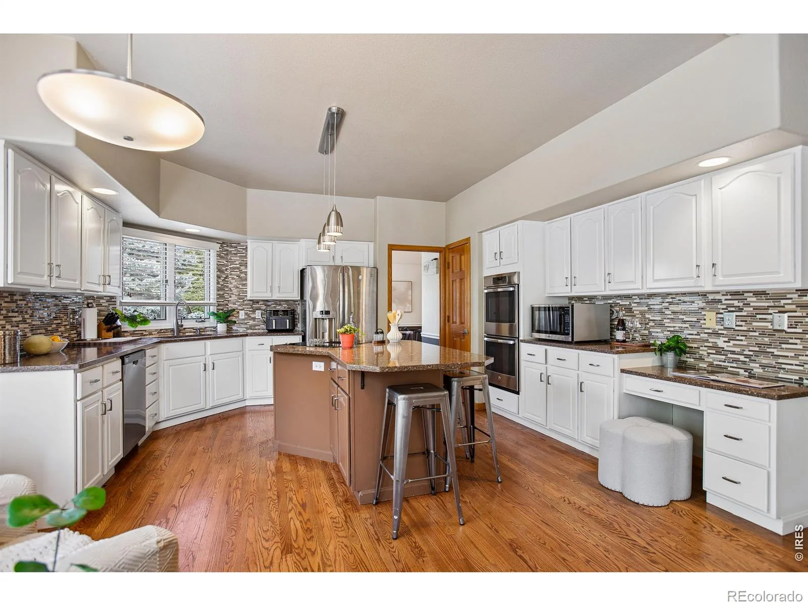 2284 Indian Peaks Circle Longmont CO 80504 | MLS #RECIR1058786 07012026155731 1600 6