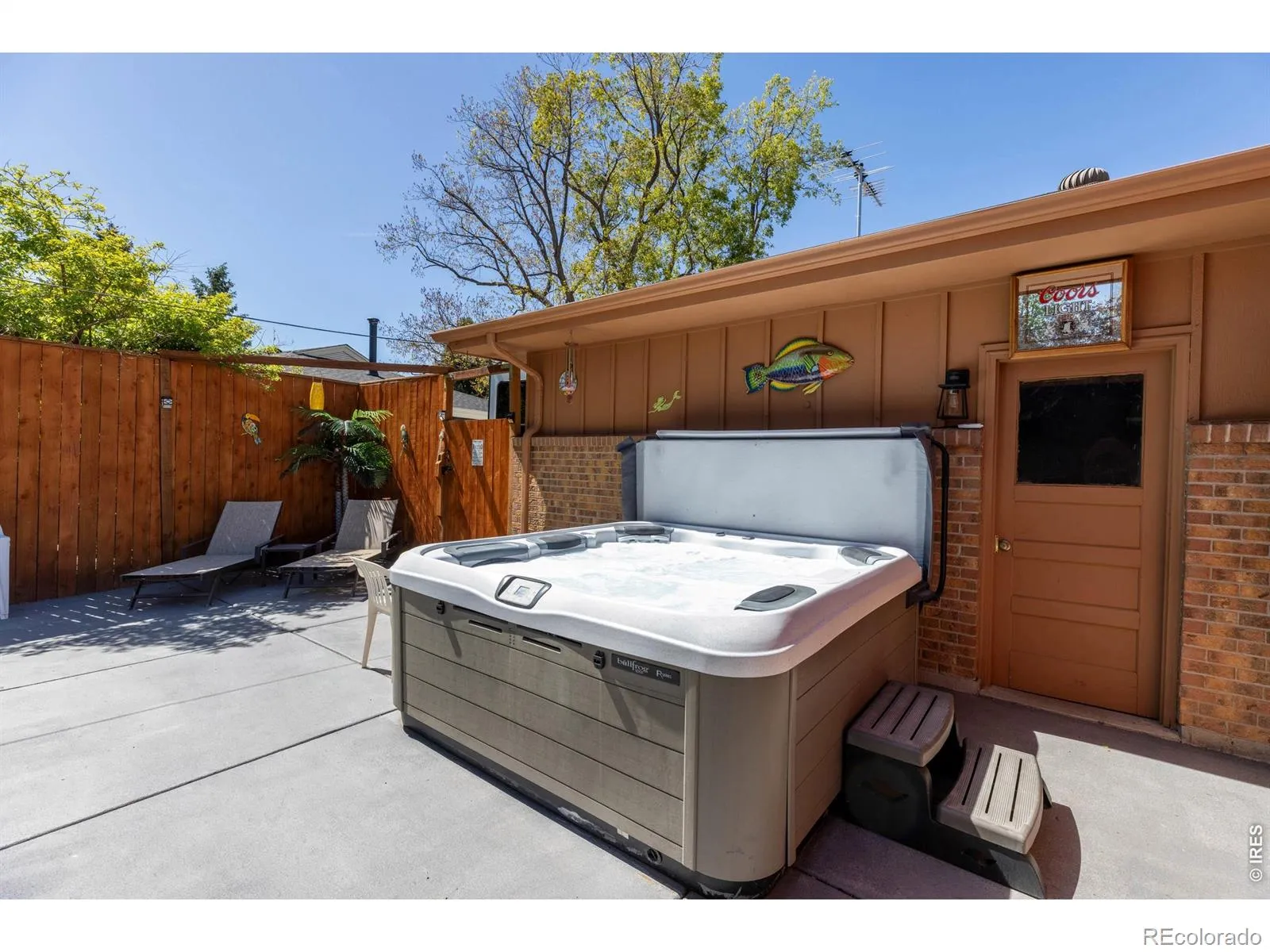 10933 W 67th Place Arvada CO 80004 MLS #RECIR1058816 05232026101254 1600 25
