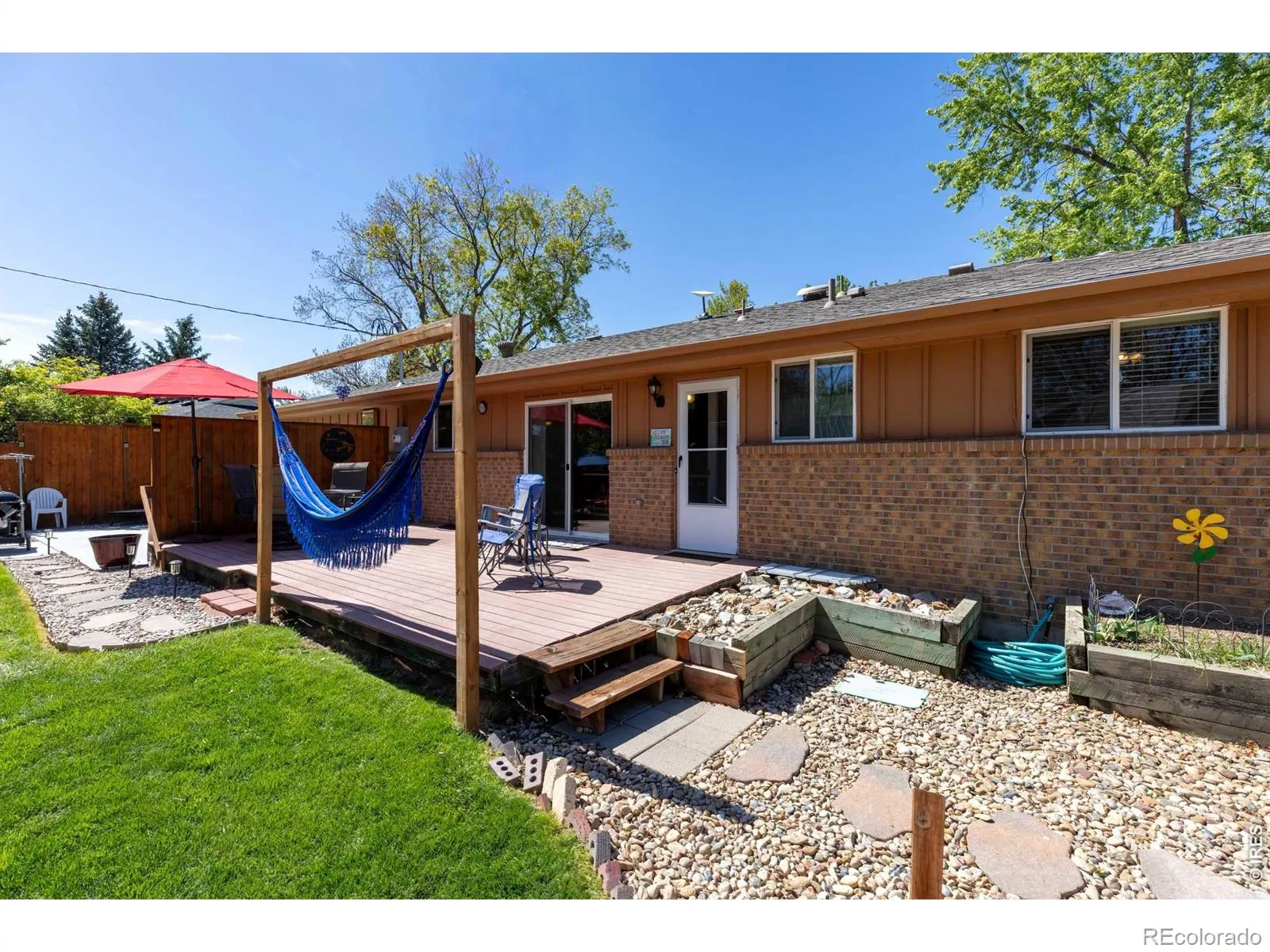 10933 W 67th Place Arvada CO 80004 MLS #RECIR1058816 05232026101254 1600 28