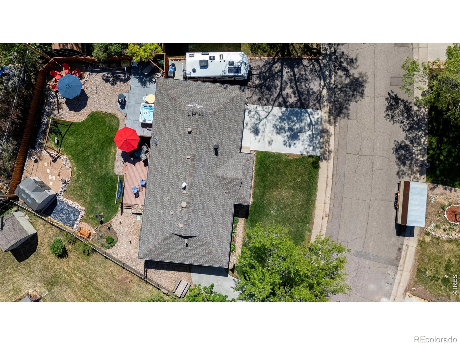 10933 W 67th Place Arvada CO 80004 MLS #RECIR1058816 05232026101254 1600 39