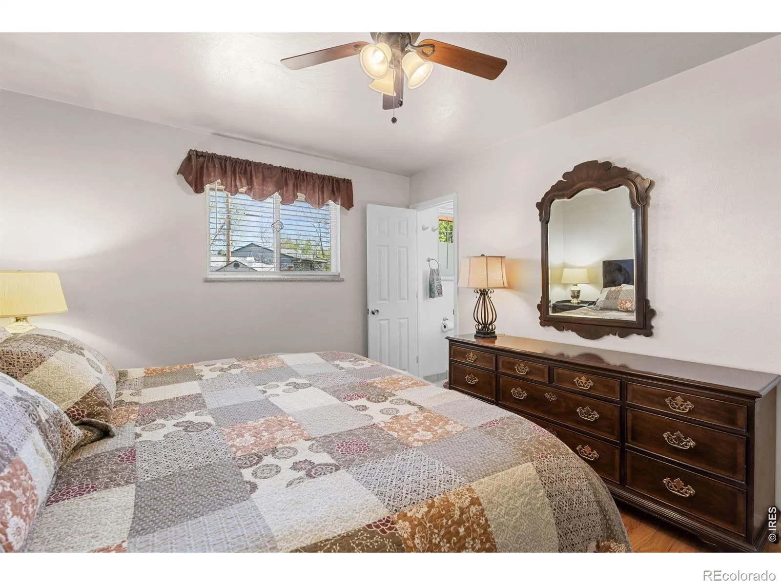 10933 W 67th Place Arvada CO 80004 MLS #RECIR1058816 05232026101254 1600 9