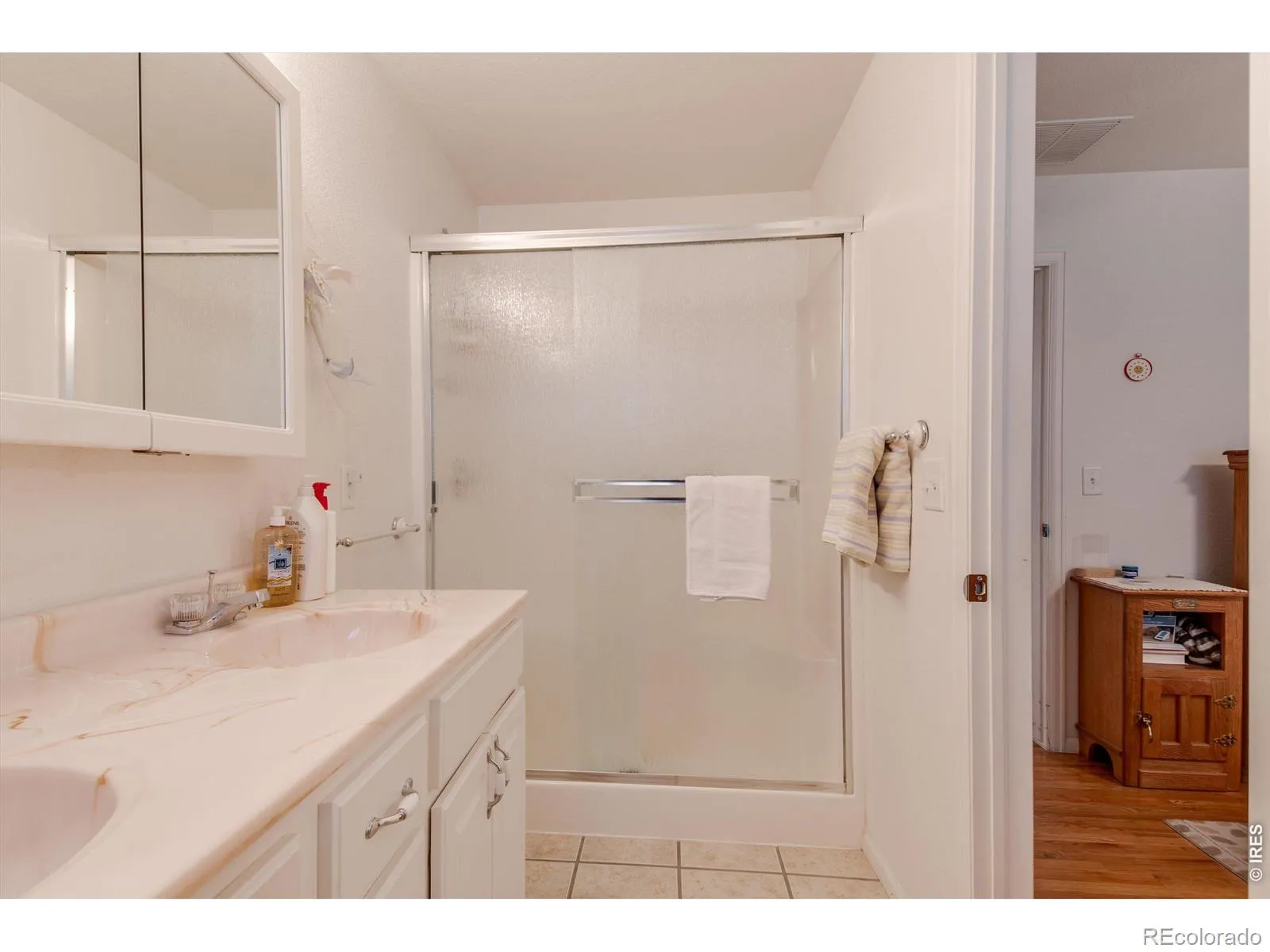 10007 E County Line Road Longmont CO 80501 MLS #RECIR1058870 05132026002345 1600 21