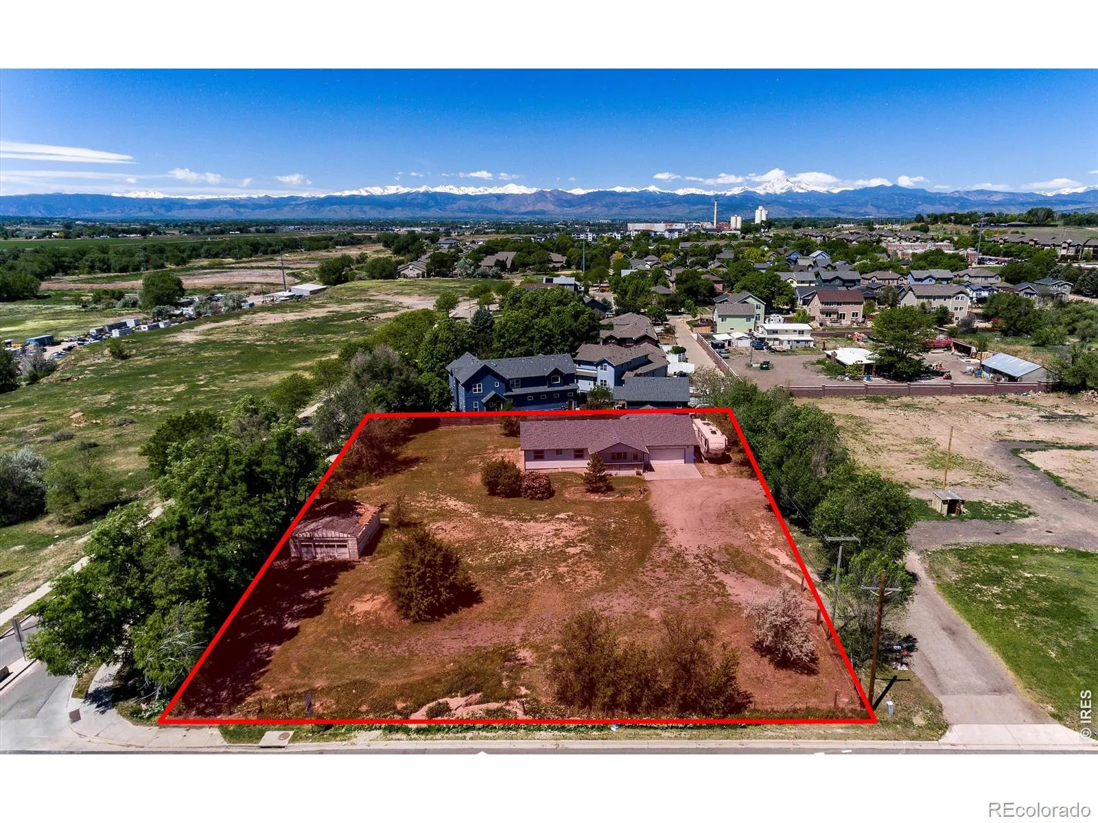 10007 E County Line Road Longmont CO 80501 MLS #RECIR1058870 05132026002345 1600 3
