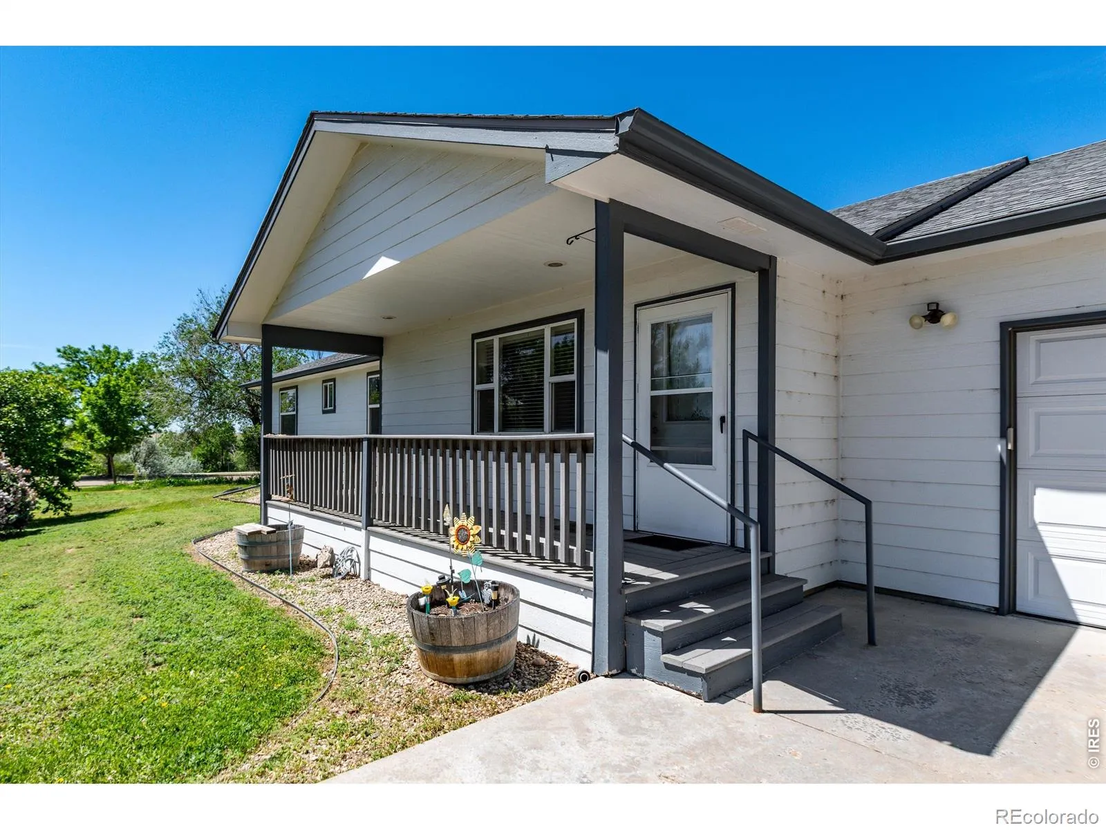 10007 E County Line Road Longmont CO 80501 MLS #RECIR1058870 05132026002345 1600 6