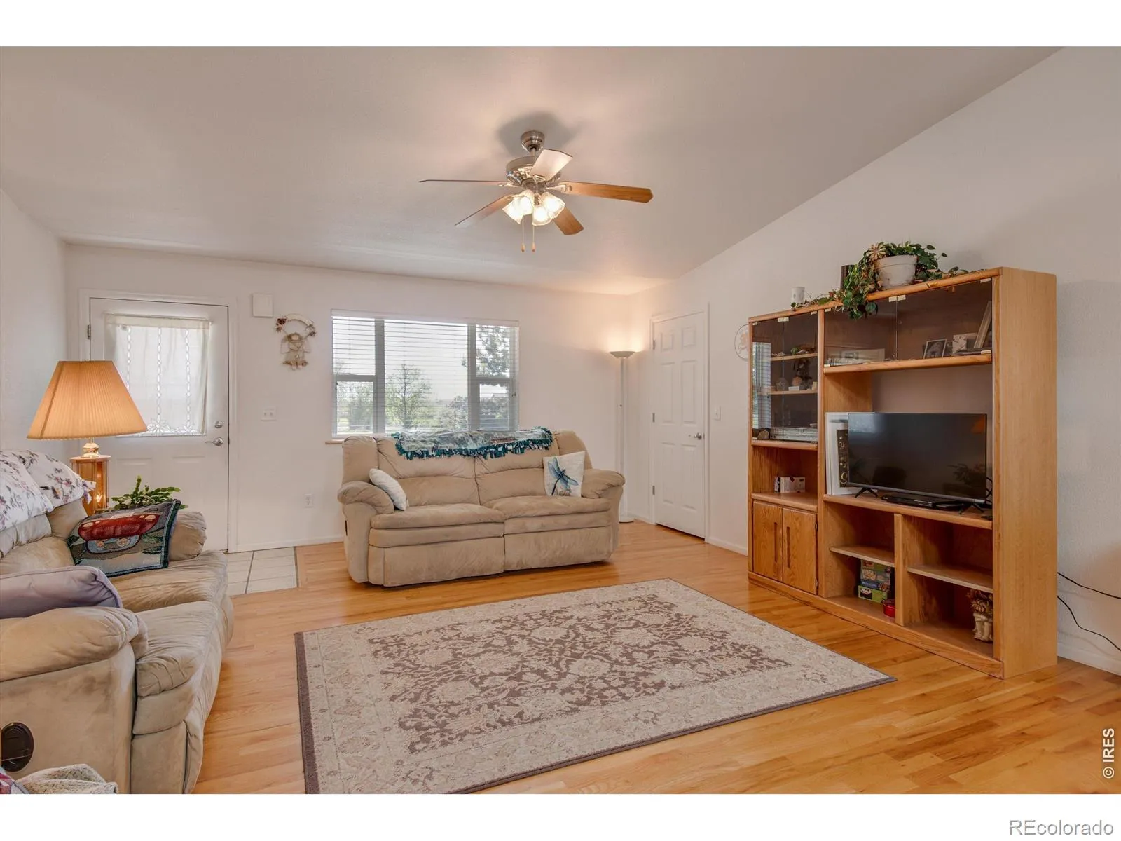 10007 E County Line Road Longmont CO 80501 MLS #RECIR1058870 05132026002345 1600 7