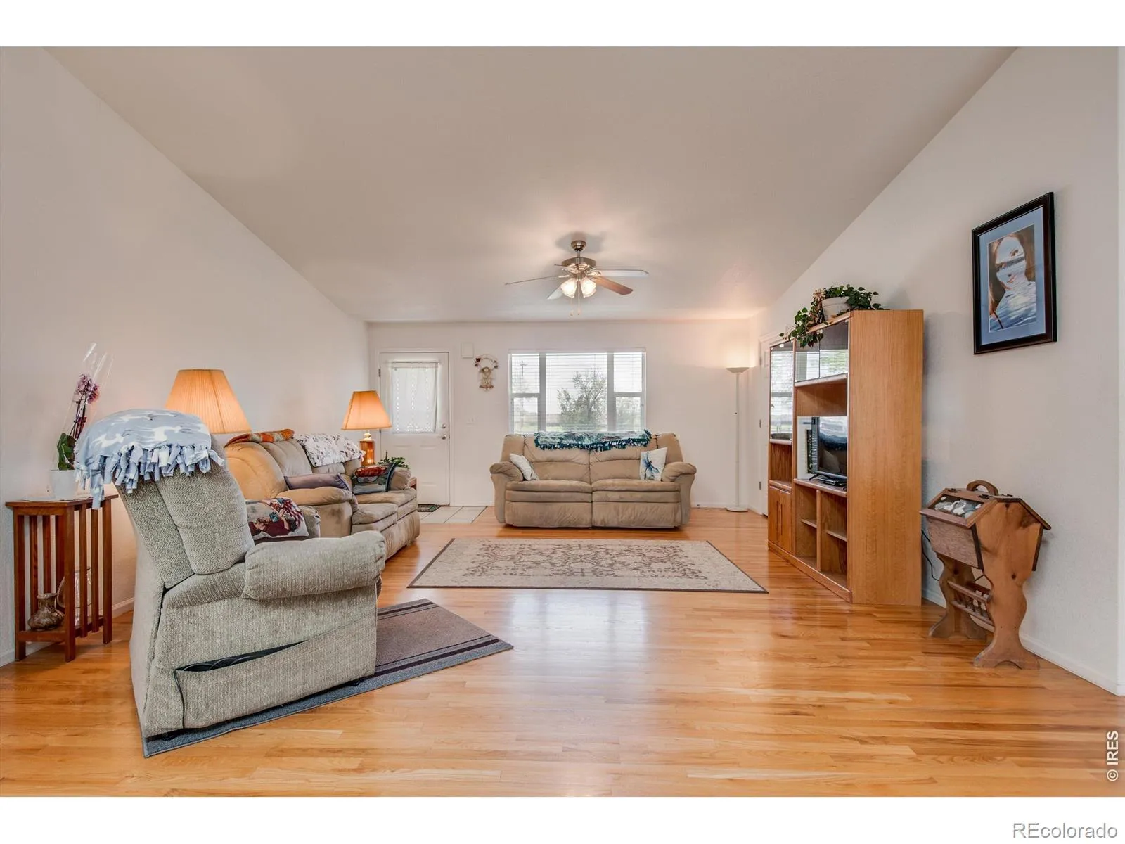 10007 E County Line Road Longmont CO 80501 MLS #RECIR1058870 05132026002345 1600 8