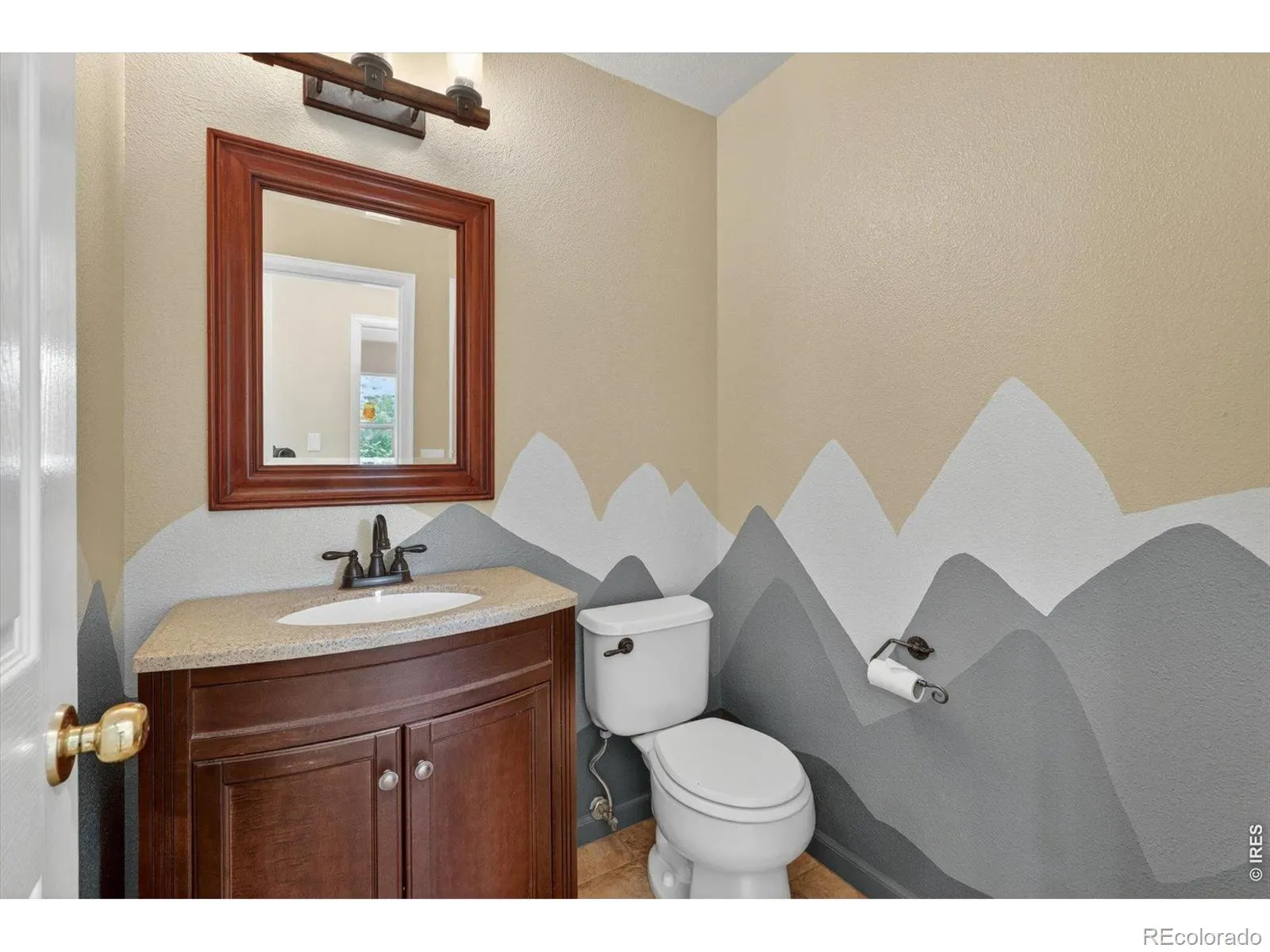 1106 Button Rock Drive Longmont CO 80504 MLS #RECIR1058878 05132026032527 1600 17