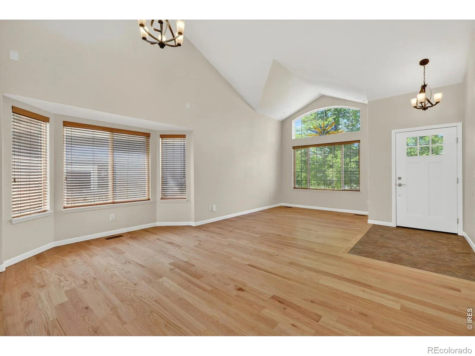 1106 Button Rock Drive Longmont CO 80504 MLS #RECIR1058878 05132026032527 1600 2