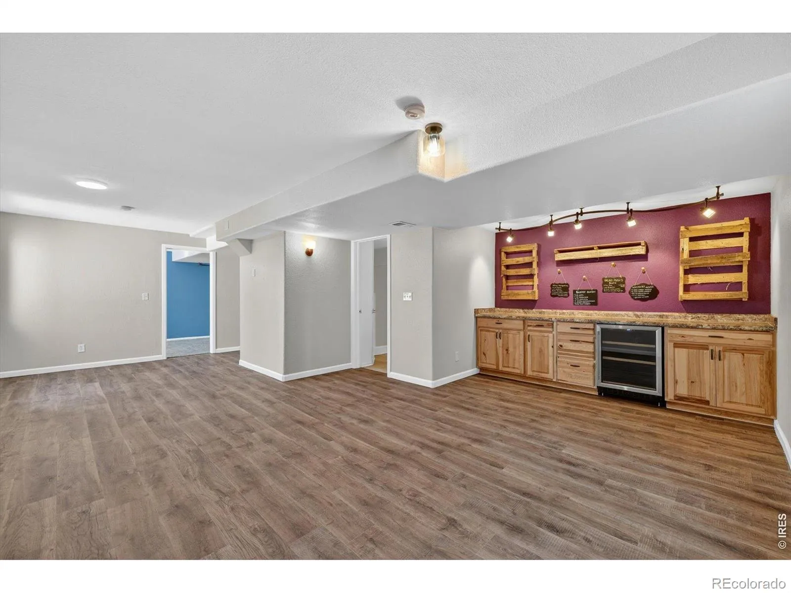 1106 Button Rock Drive Longmont CO 80504 MLS #RECIR1058878 05132026032527 1600 36