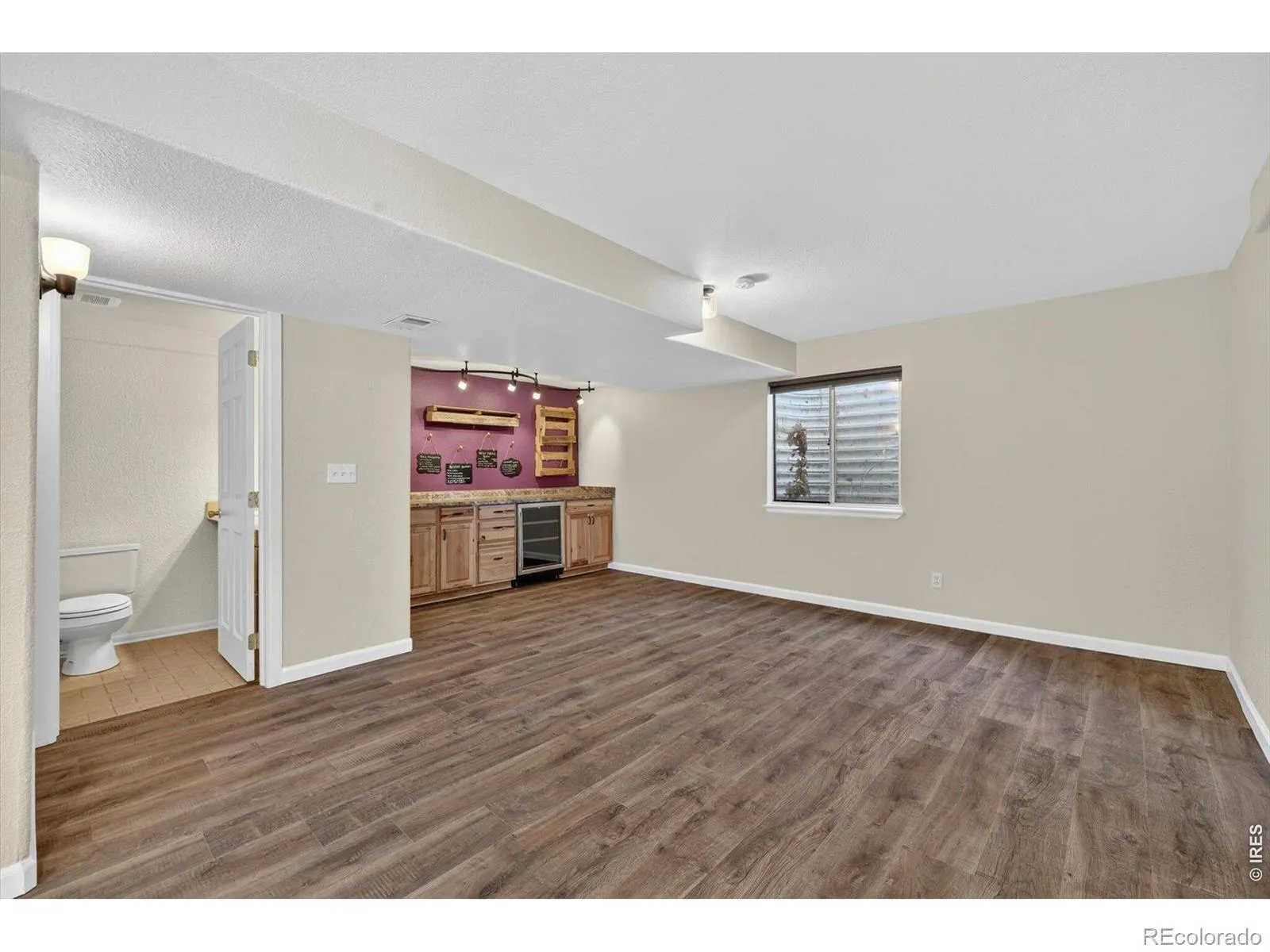1106 Button Rock Drive Longmont CO 80504 MLS #RECIR1058878 05132026032527 1600 38