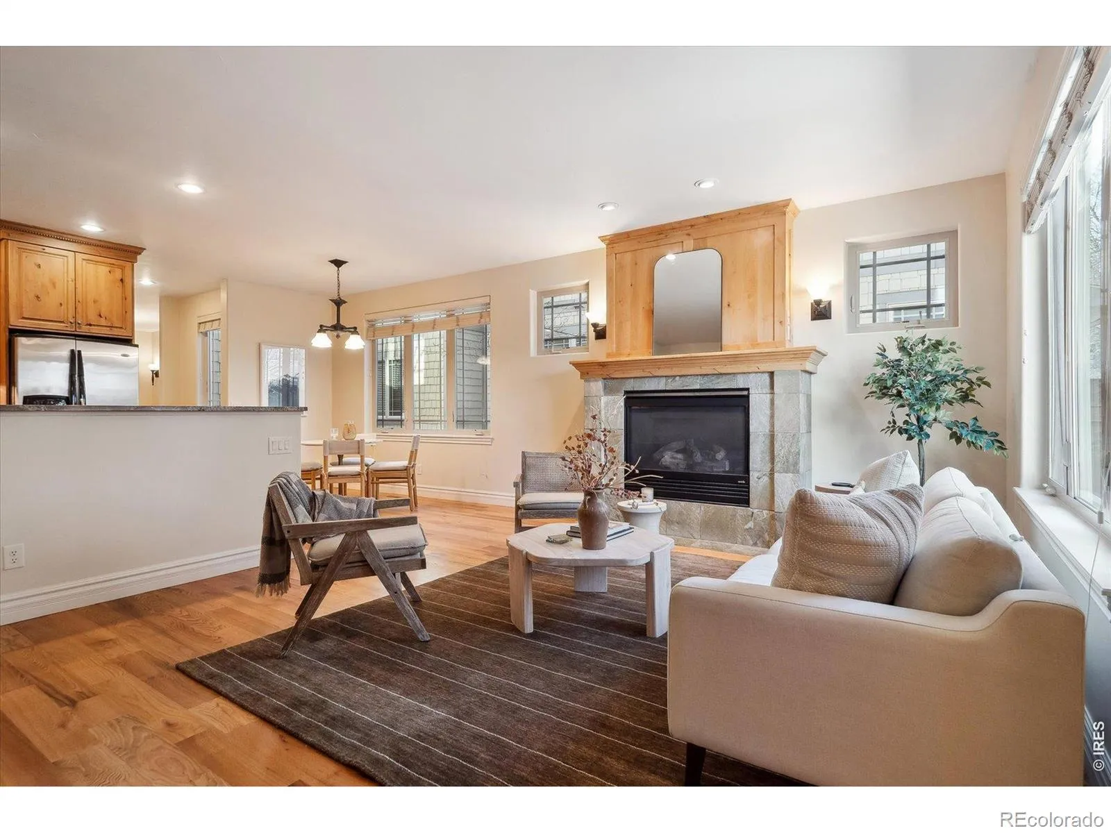 1907 S Columbine Street Denver CO 80210 MLS #RECIR1058941 05132026212156 1600 14