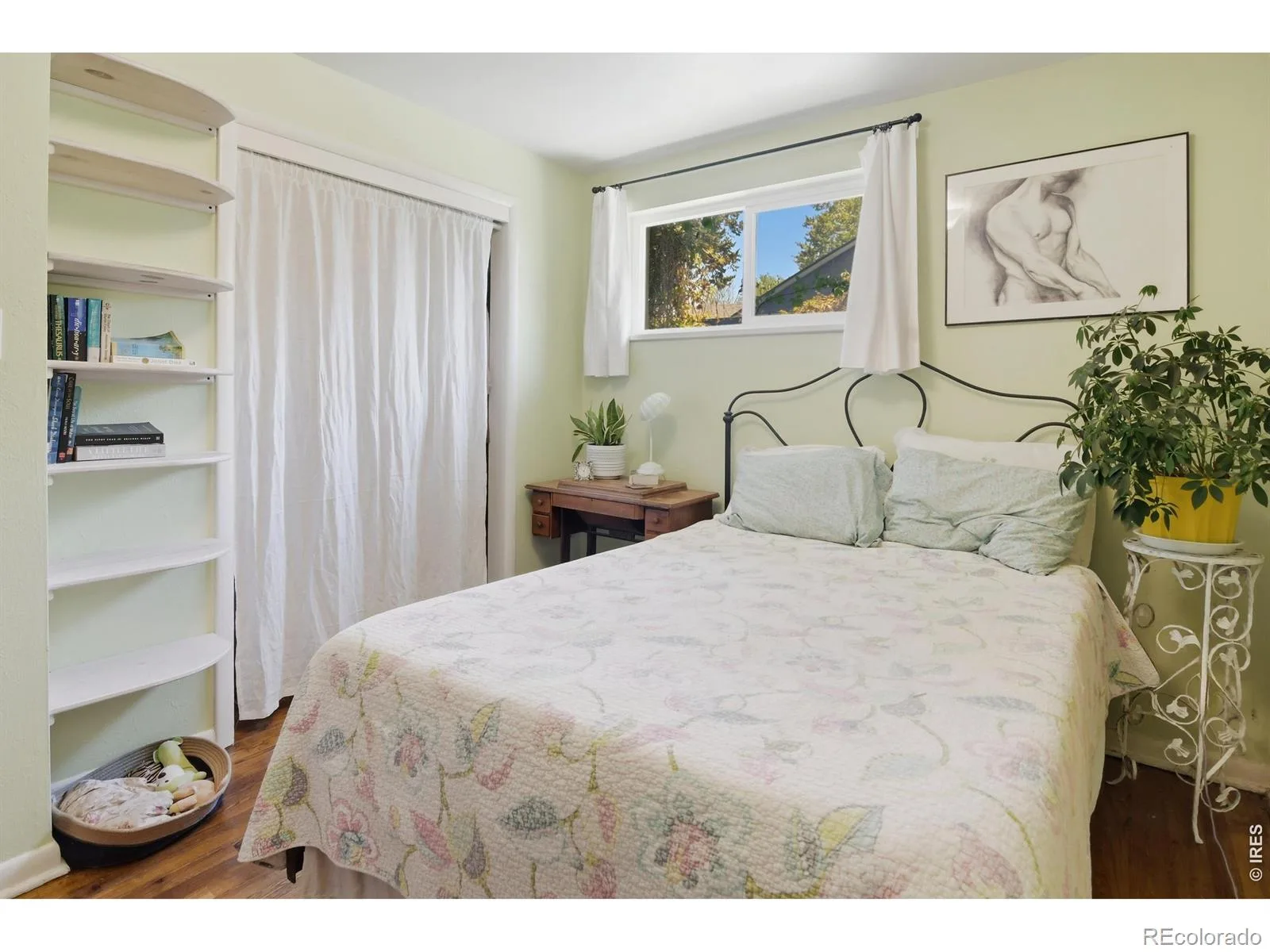 755 Joyce Street Golden CO 80401 | MLS #RECIR1058946 08292026001631 1600 20