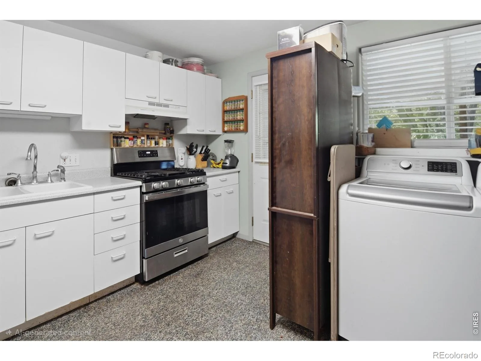 755 Joyce Street Golden CO 80401 | MLS #RECIR1058946 08292026001631 1600 35
