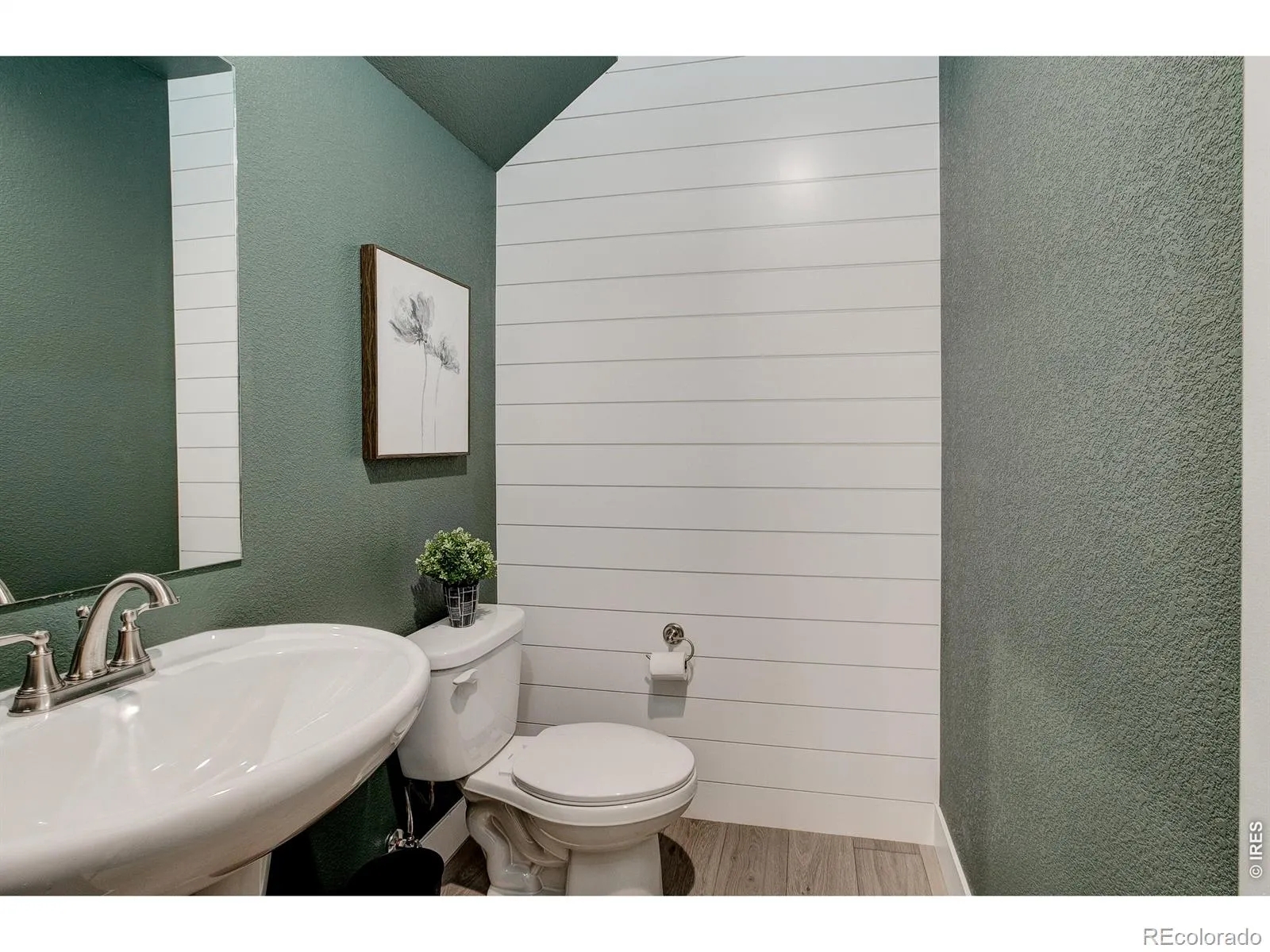 158 High Point Drive Longmont CO 80504 | MLS #RECIR1058962 05142026181006 1600 13