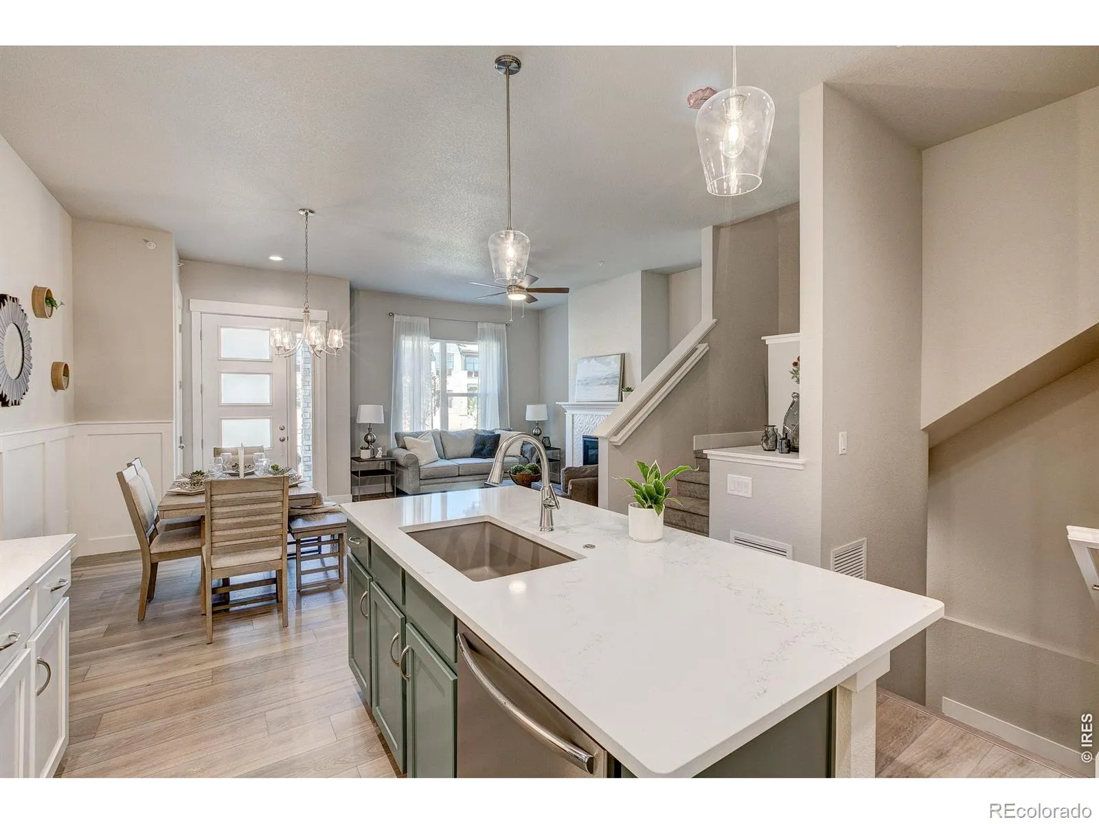 158 High Point Drive Longmont CO 80504 | MLS #RECIR1058962 05142026181006 1600 4