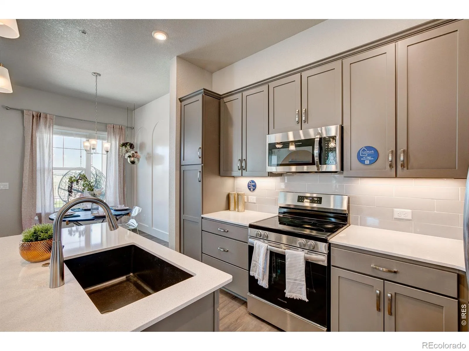 420 High Point Drive #103 #C Longmont CO 80504 | MLS #RECIR1058963 05132026225036 1600 3