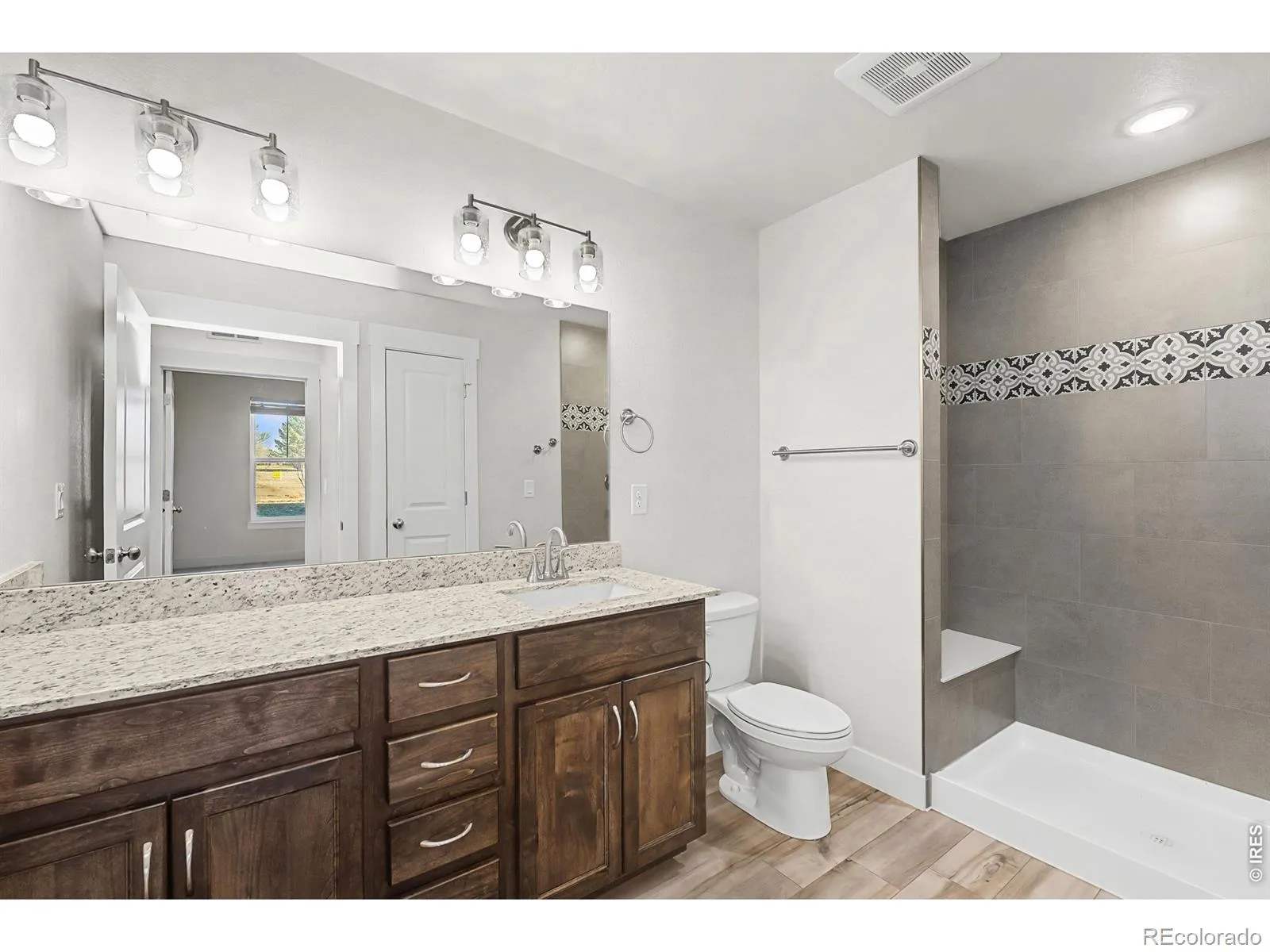 265 High Point Drive #102 Longmont CO 80504 | MLS #RECIR1058967 05162026042246 1600 10