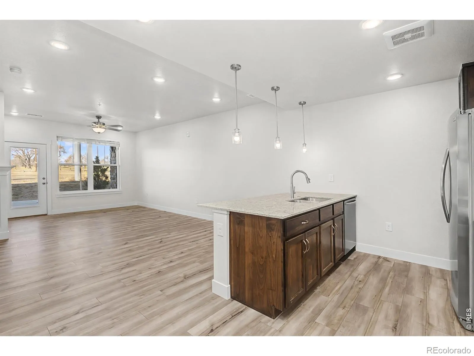 265 High Point Drive #102 Longmont CO 80504 | MLS #RECIR1058967 05162026042246 1600 2