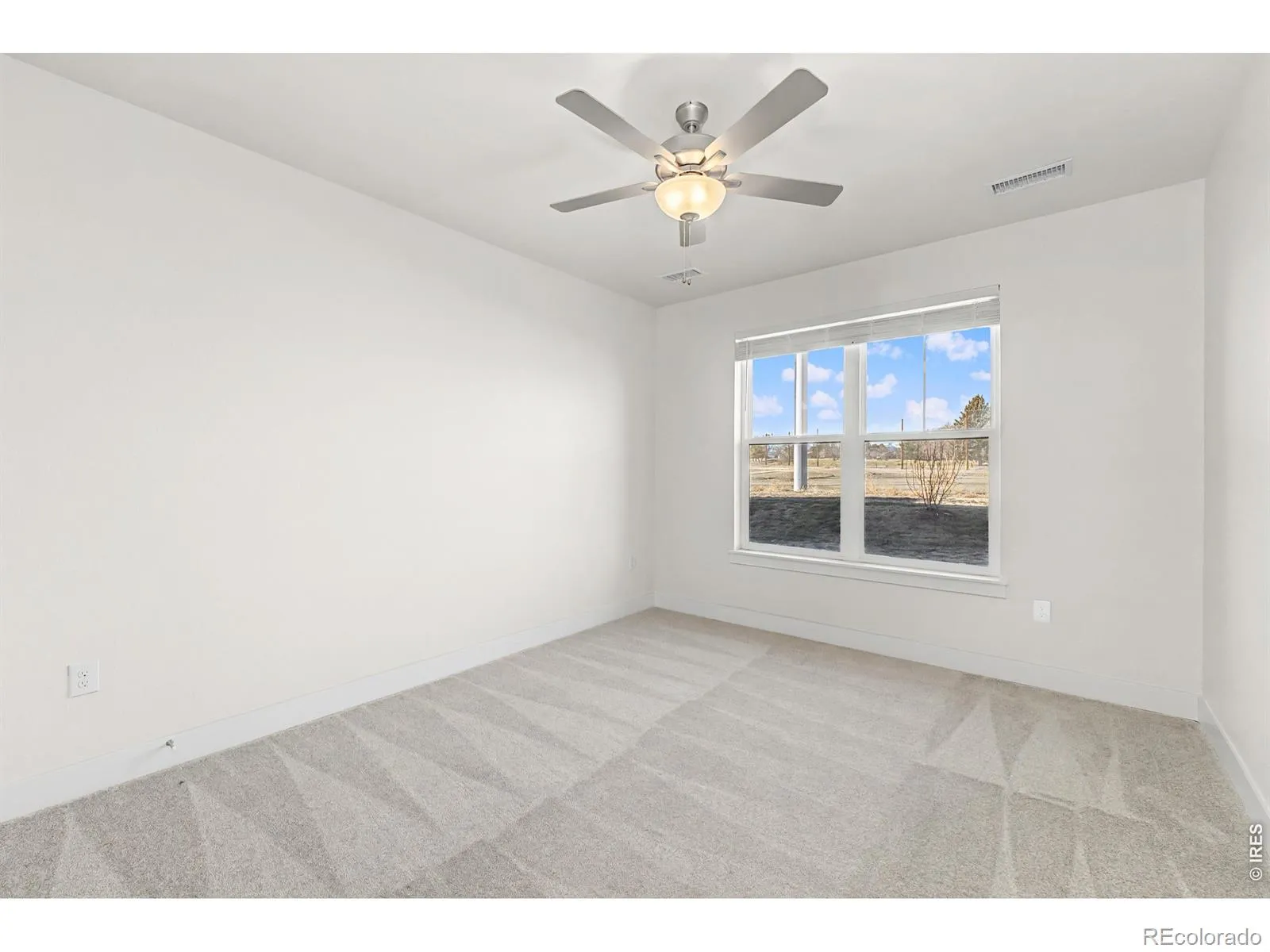 265 High Point Drive #102 Longmont CO 80504 | MLS #RECIR1058967 05162026042246 1600 8