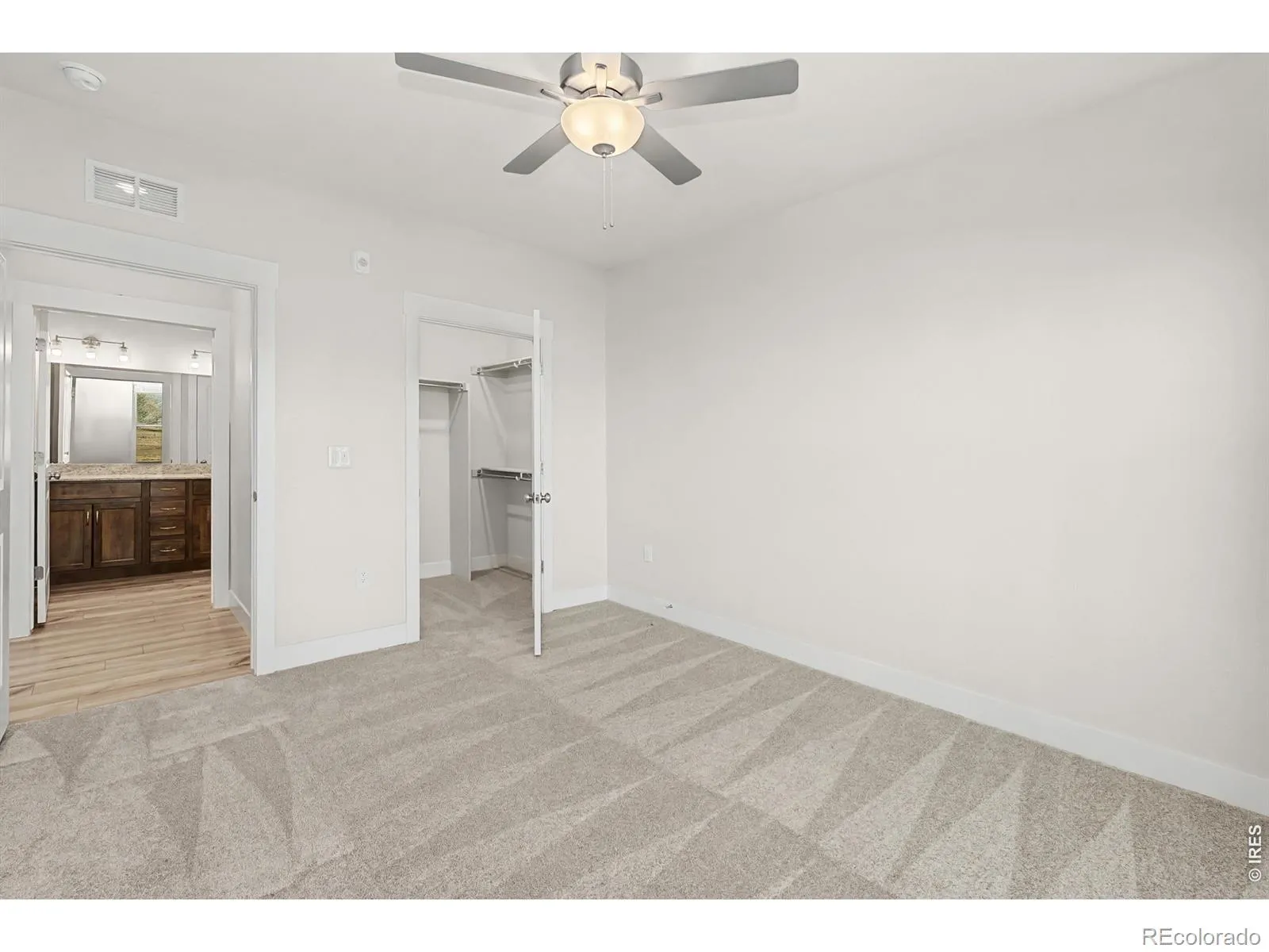 265 High Point Drive #102 Longmont CO 80504 | MLS #RECIR1058967 05162026042246 1600 9