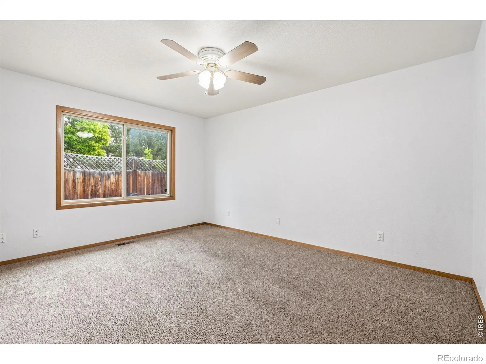 2224 24th Avenue Longmont CO 80501 MLS #RECIR1059014 05152026055819 1600 12