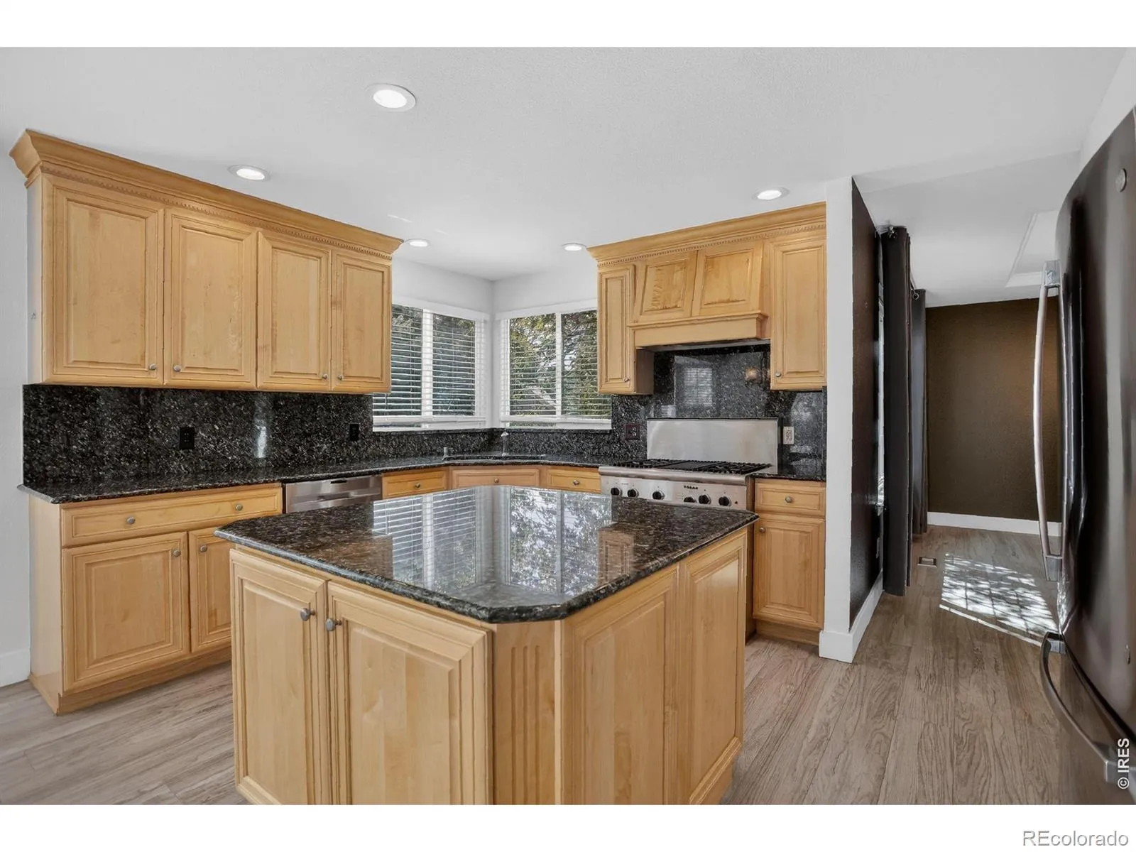 10130 Lodestone Way Parker CO 80134 MLS #RECIR1059021 05142026155818 1600 19