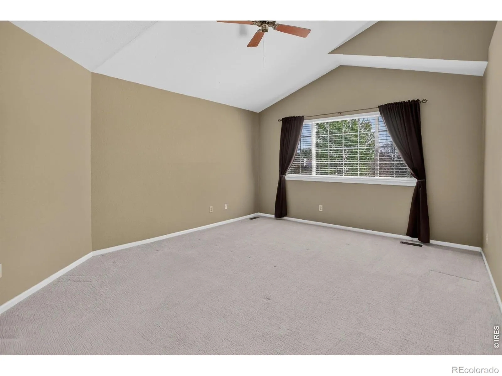 10130 Lodestone Way Parker CO 80134 MLS #RECIR1059021 05142026155818 1600 27